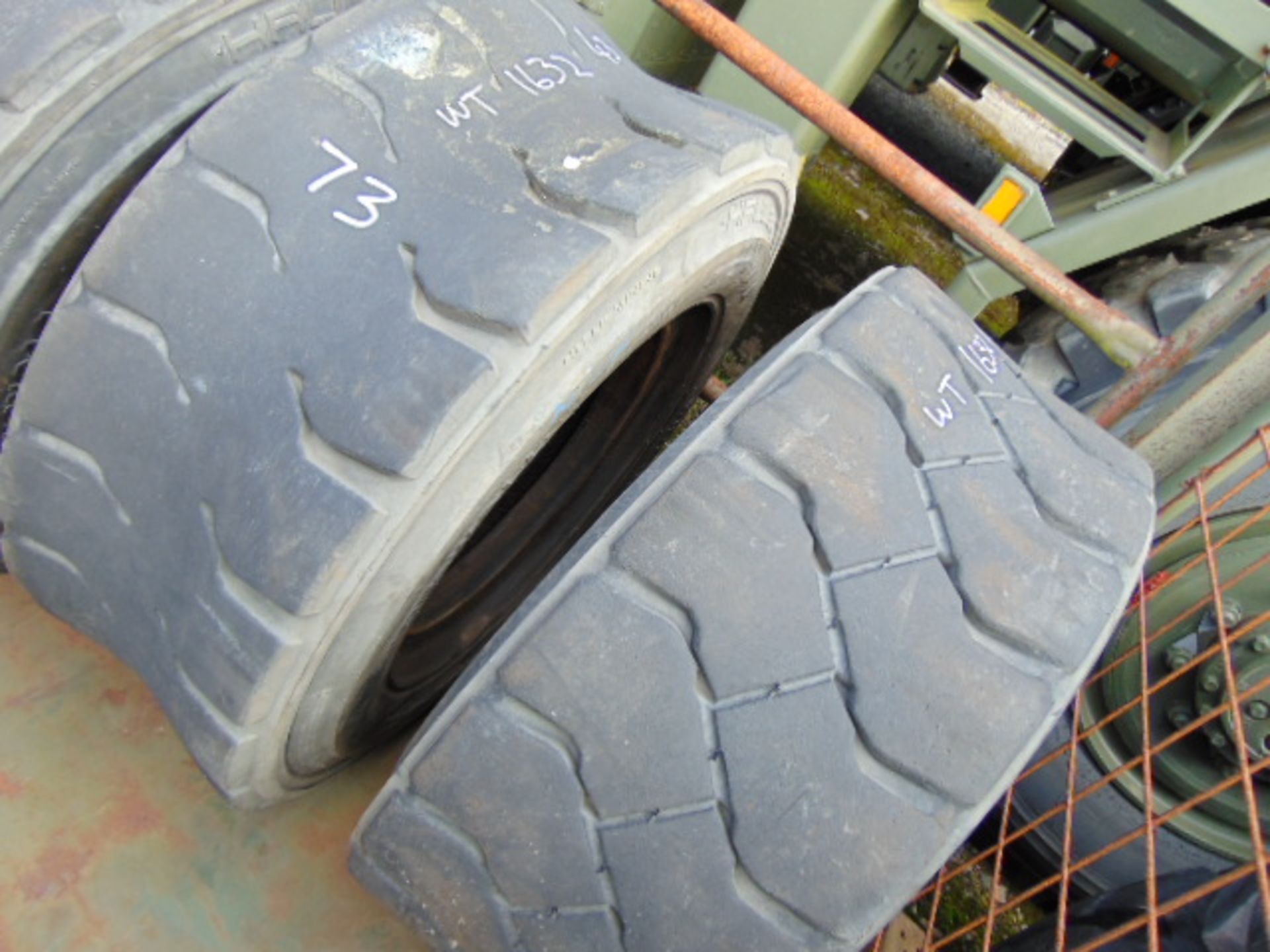 6 x Hauler LT Widewall 300-15 Tyres - Image 4 of 6