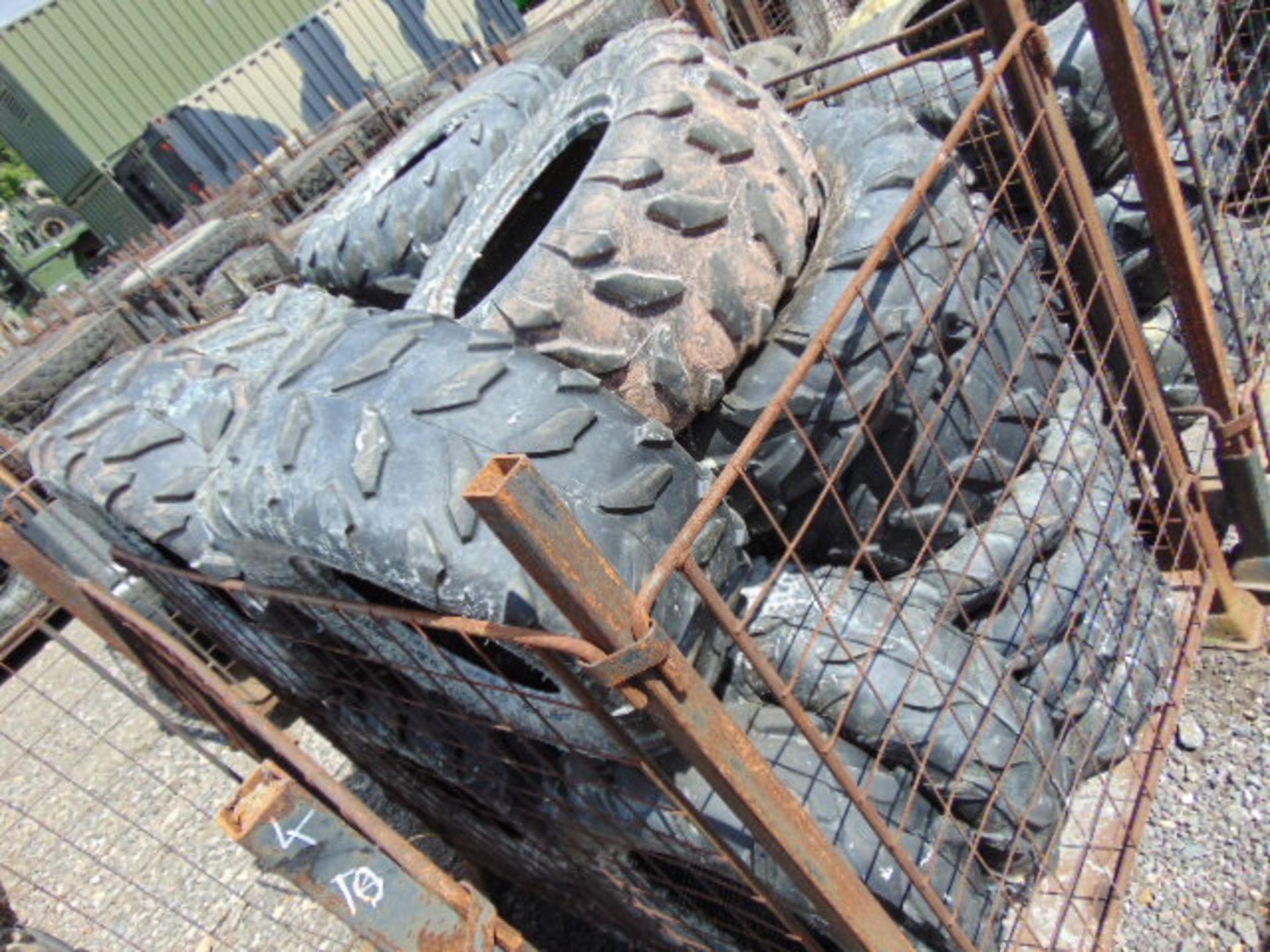 Approx 130 x Carlisle & Maxxis ATV Tyres - Image 8 of 12