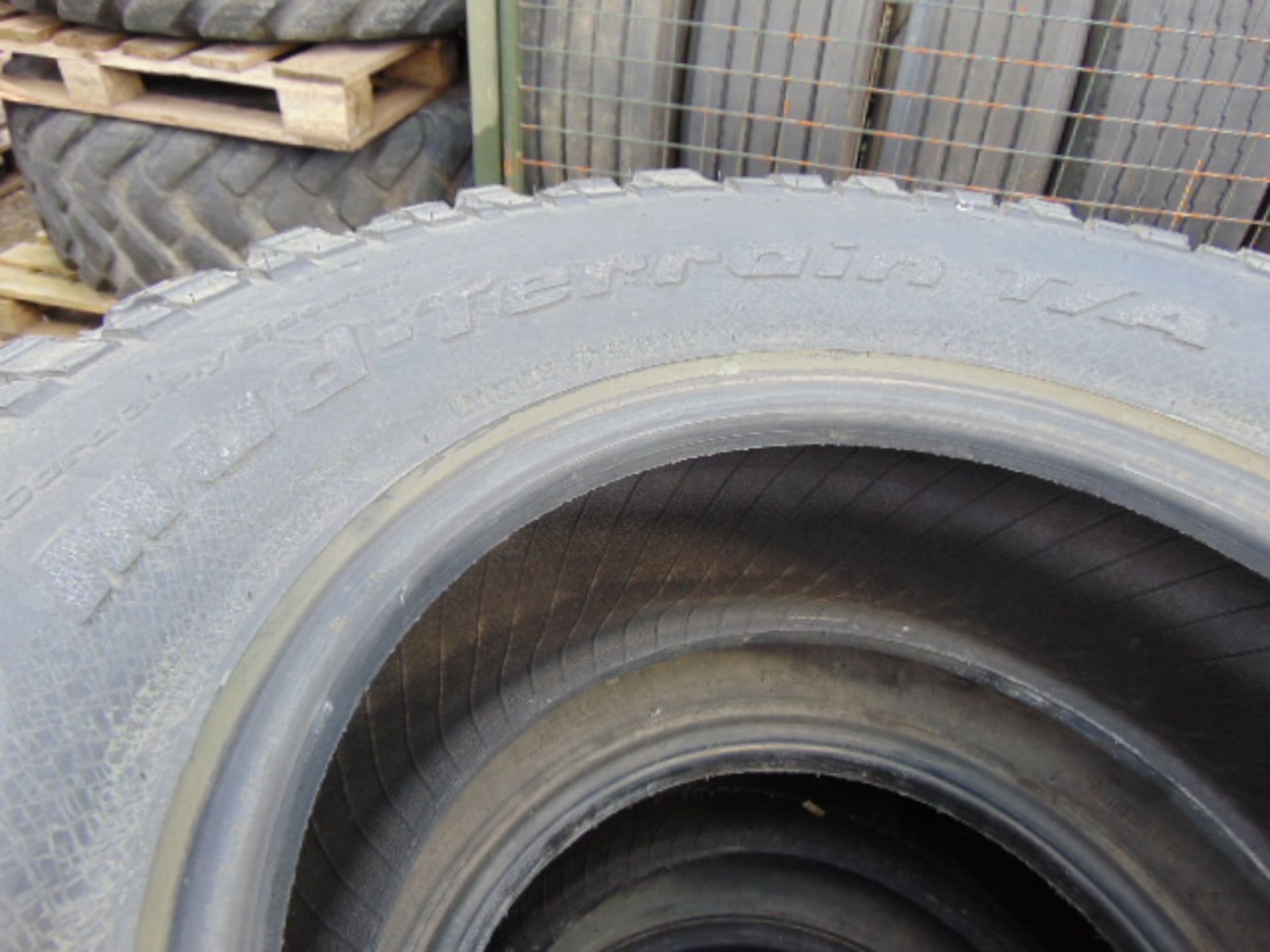 4 x BF Goodrich Mud-Terrain LT285/75 R16 Tyres - Image 5 of 7