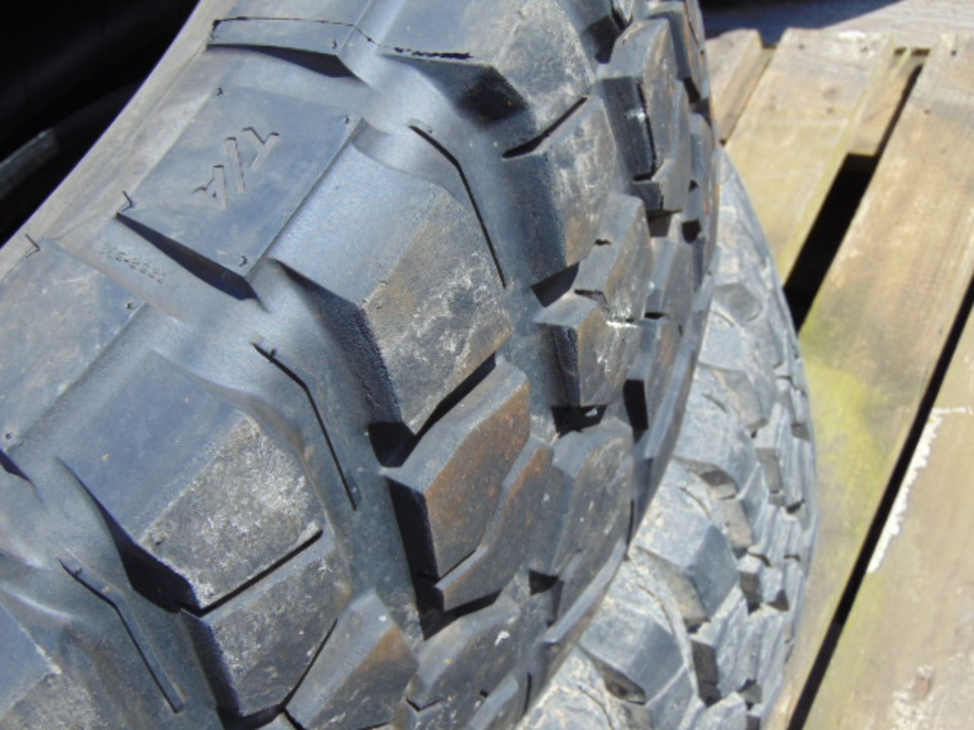 2 x BF Goodrich Mud-Terrain LT285/75 R16 Tyres - Image 5 of 8