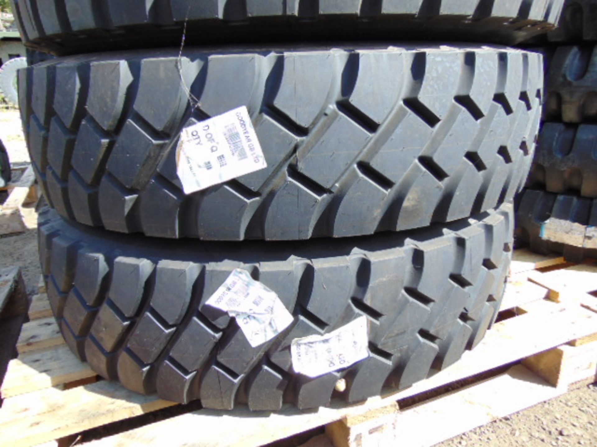 4 x Goodyear G388 12.00 R20 Tyres - Image 4 of 8