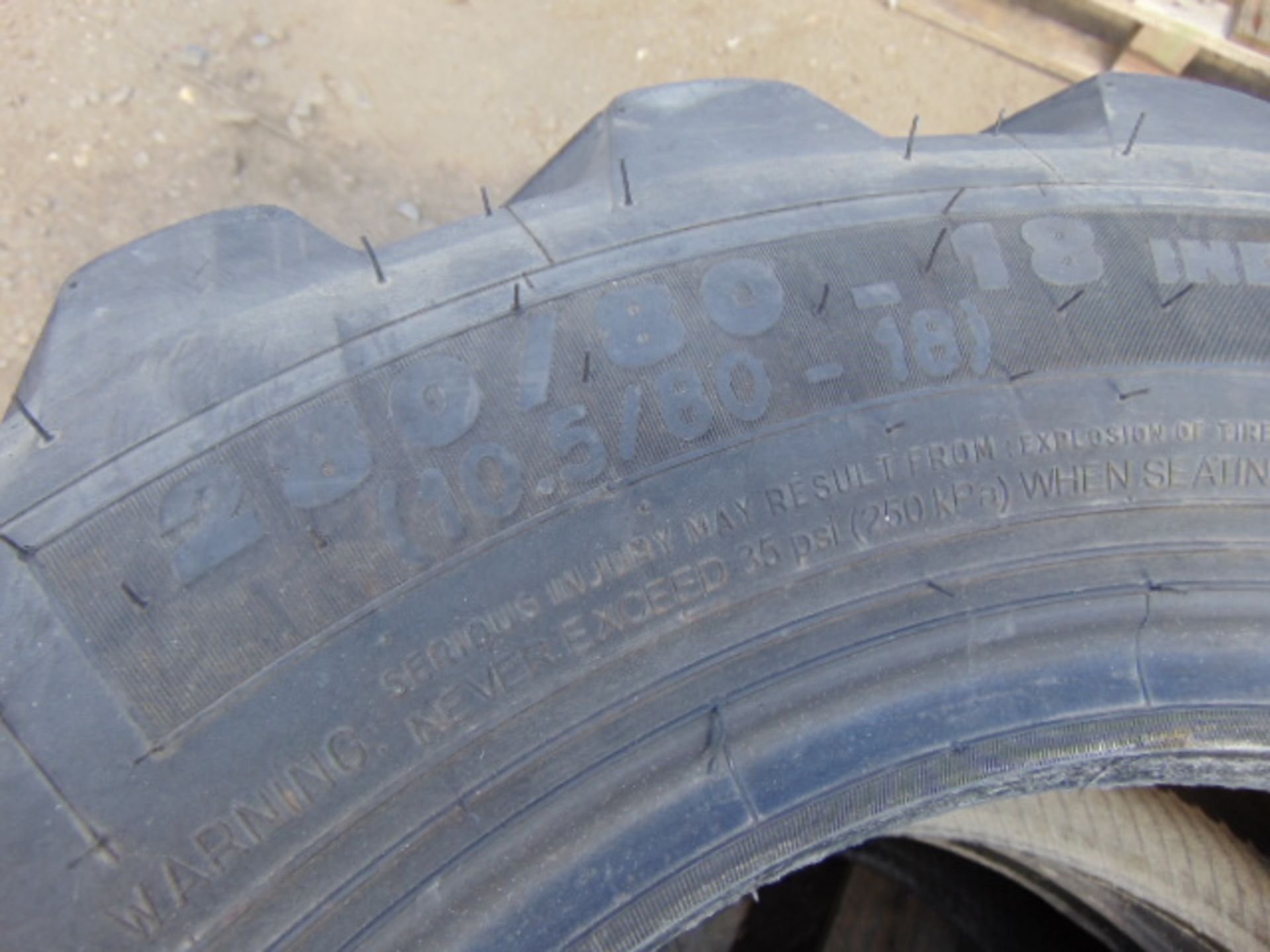 2 x Michelin Power CL 280/80-18 IND Tyres - Image 5 of 6