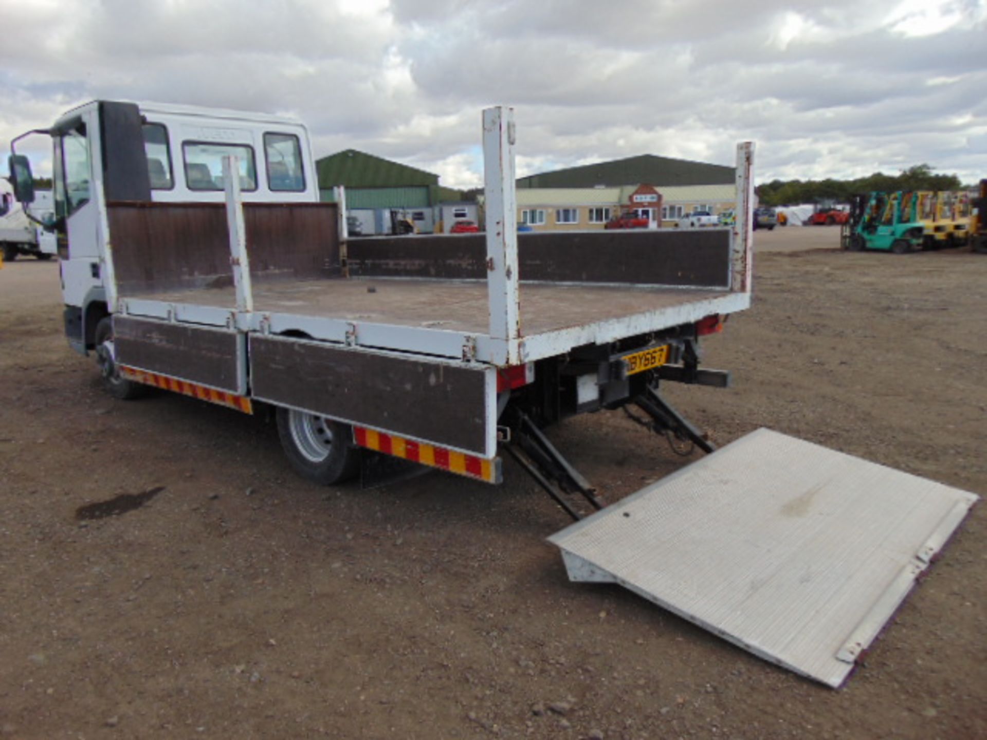 Ford Iveco Cargo 75E14 Complete with Rear Tail Lift - Image 9 of 21