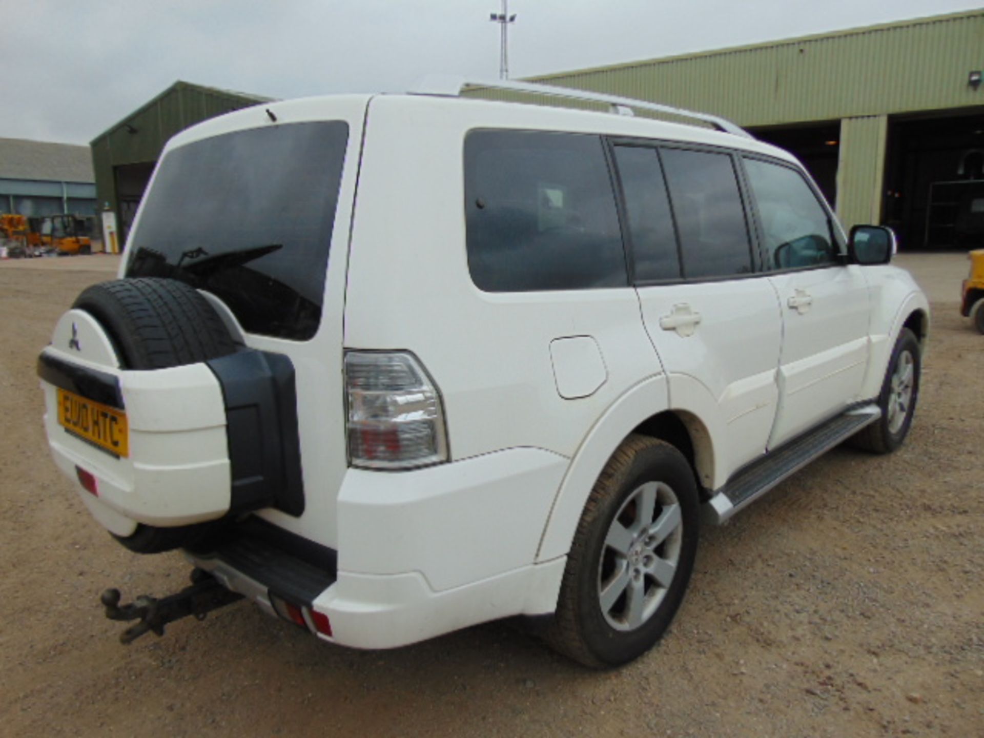 2010 Mitsubishi Shogun 3.2 D 4x4 - Image 6 of 18