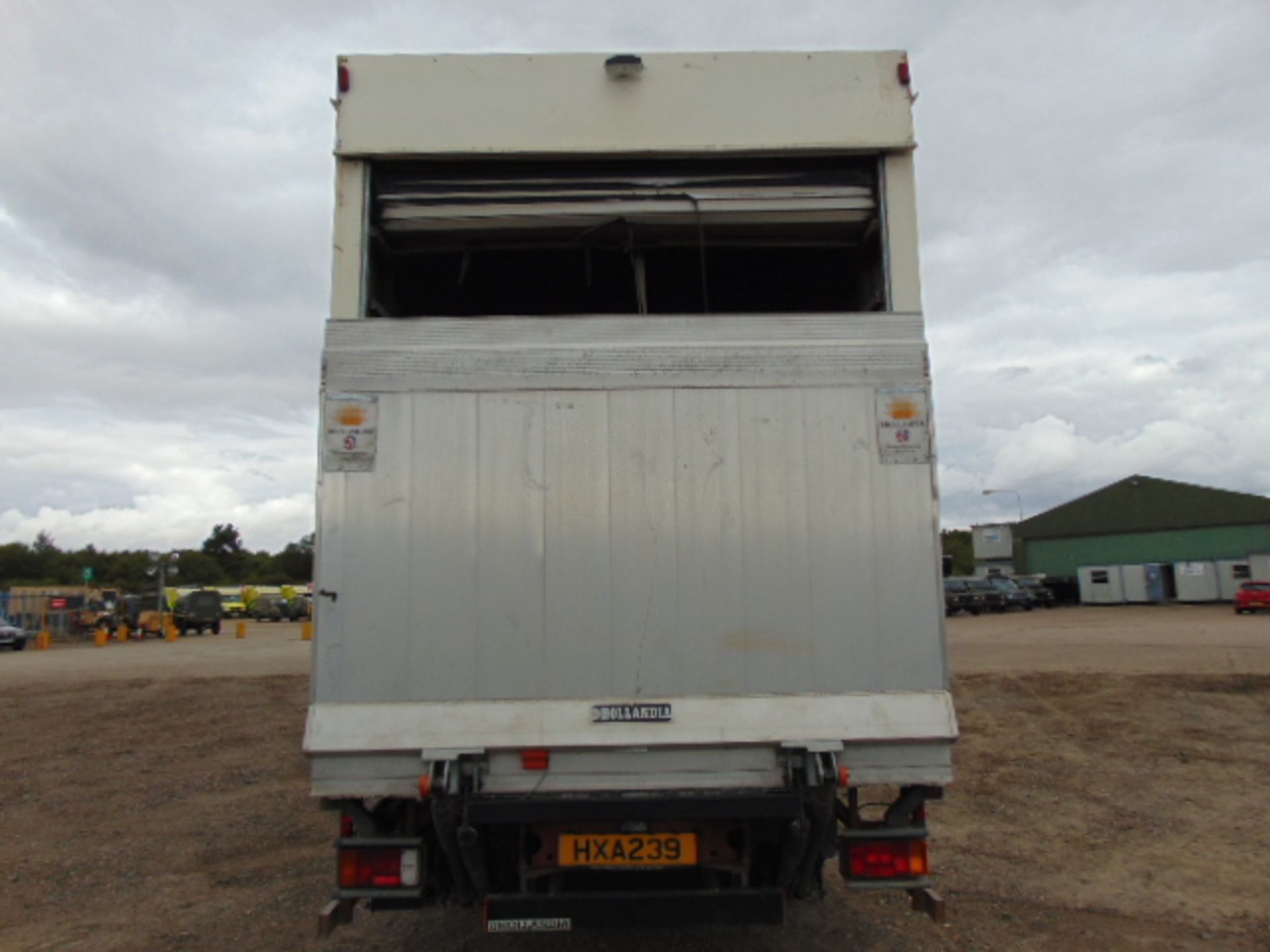 Ford Iveco Cargo 100E18 6T Box Lorry Complete with Rear Tail Lift - Image 7 of 20