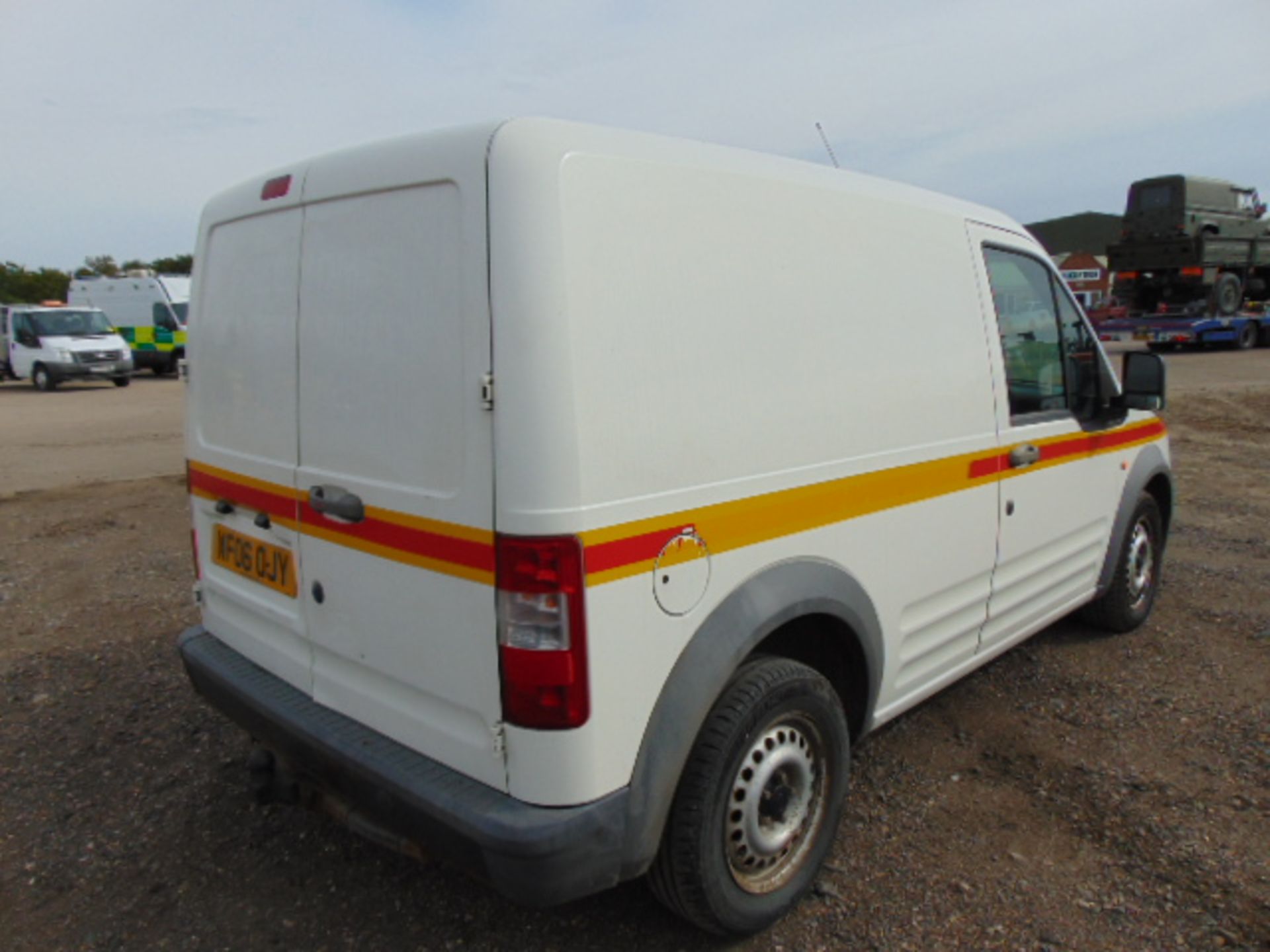 2006 Ford Transit Connect T200 L75 Panel Van - Image 7 of 16