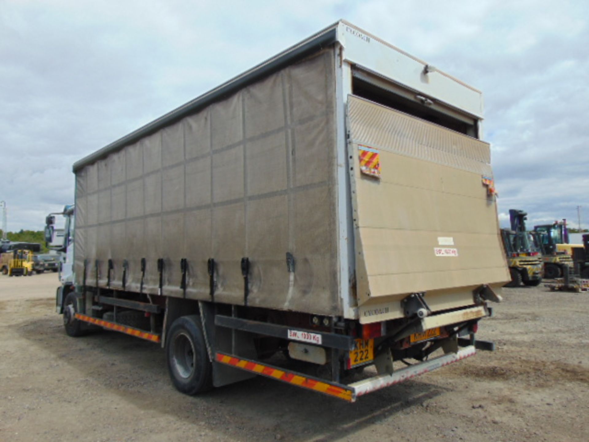 Ford Iveco EuroCargo ML150E21 8T Curtain Side Complete with Rear Tail Lift - Image 8 of 21