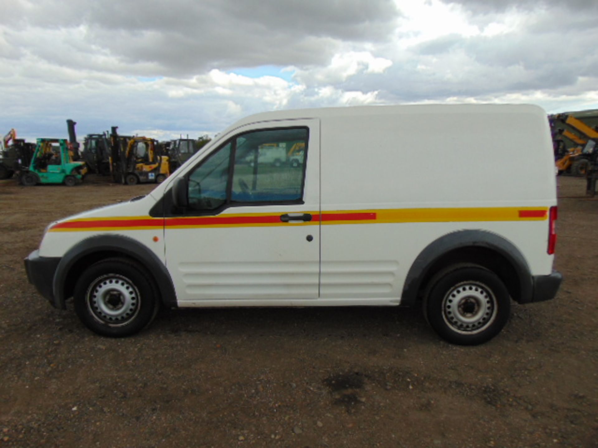 2006 Ford Transit Connect T200 L75 Panel Van - Image 4 of 17