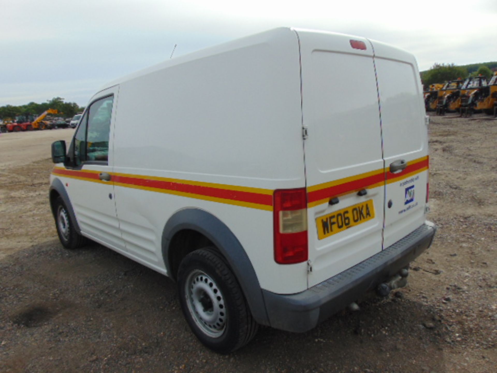 2006 Ford Transit Connect T200 L75 Panel Van - Image 8 of 17