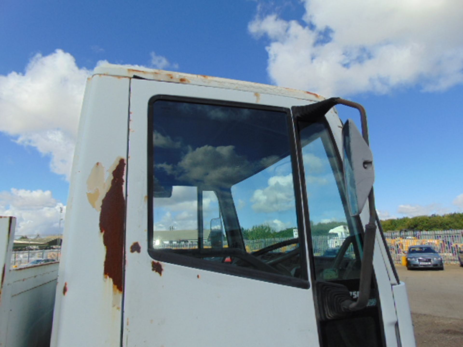 Ford Iveco Cargo 75E14 Complete with Rear Tail Lift - Image 16 of 20