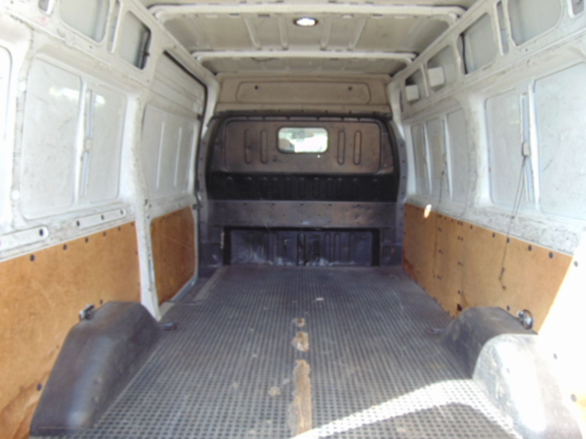 2009 Ford Transit 100 T350 Panel Van - Image 14 of 21