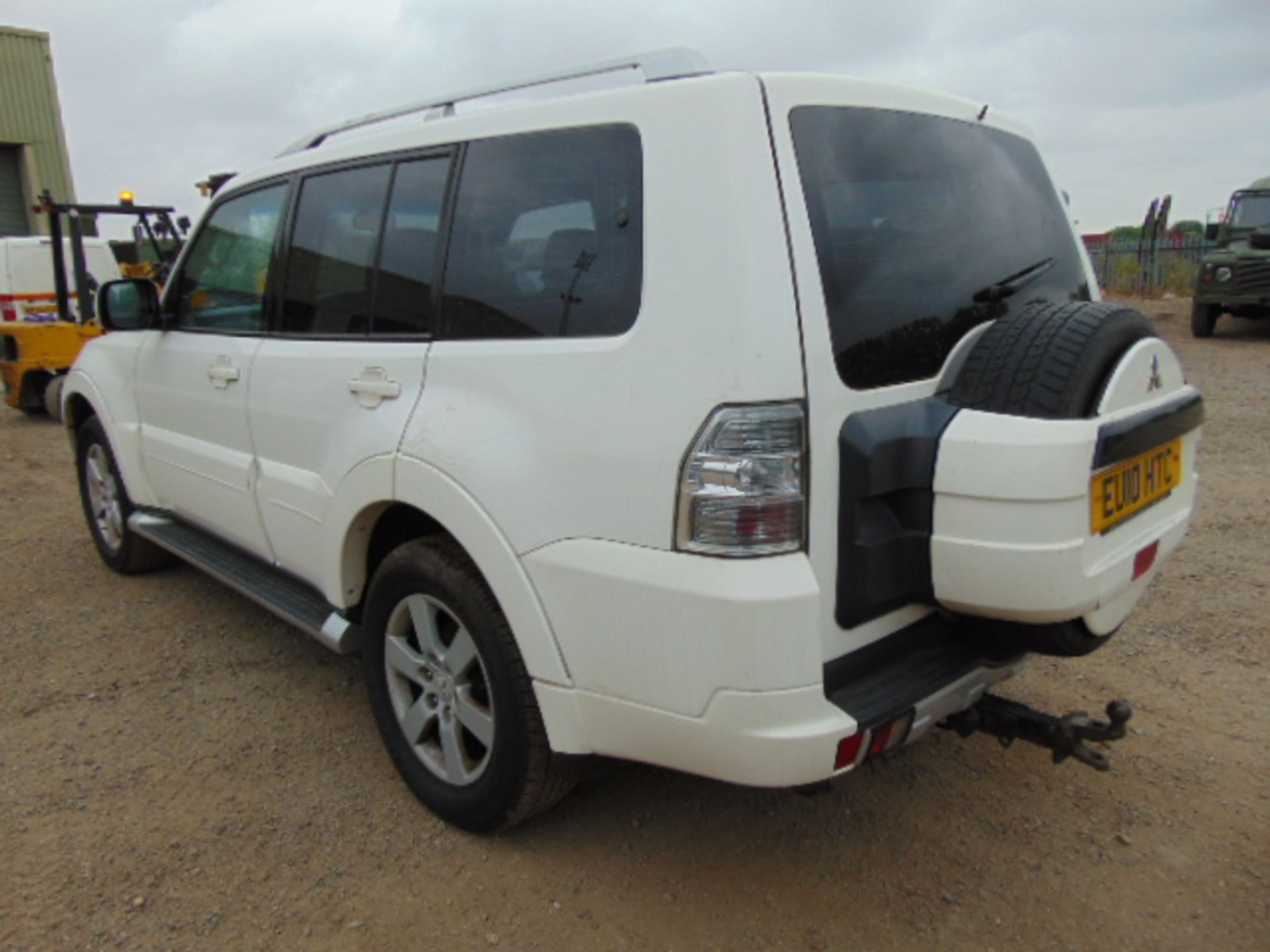 2010 Mitsubishi Shogun 3.2 D 4x4 - Image 8 of 18