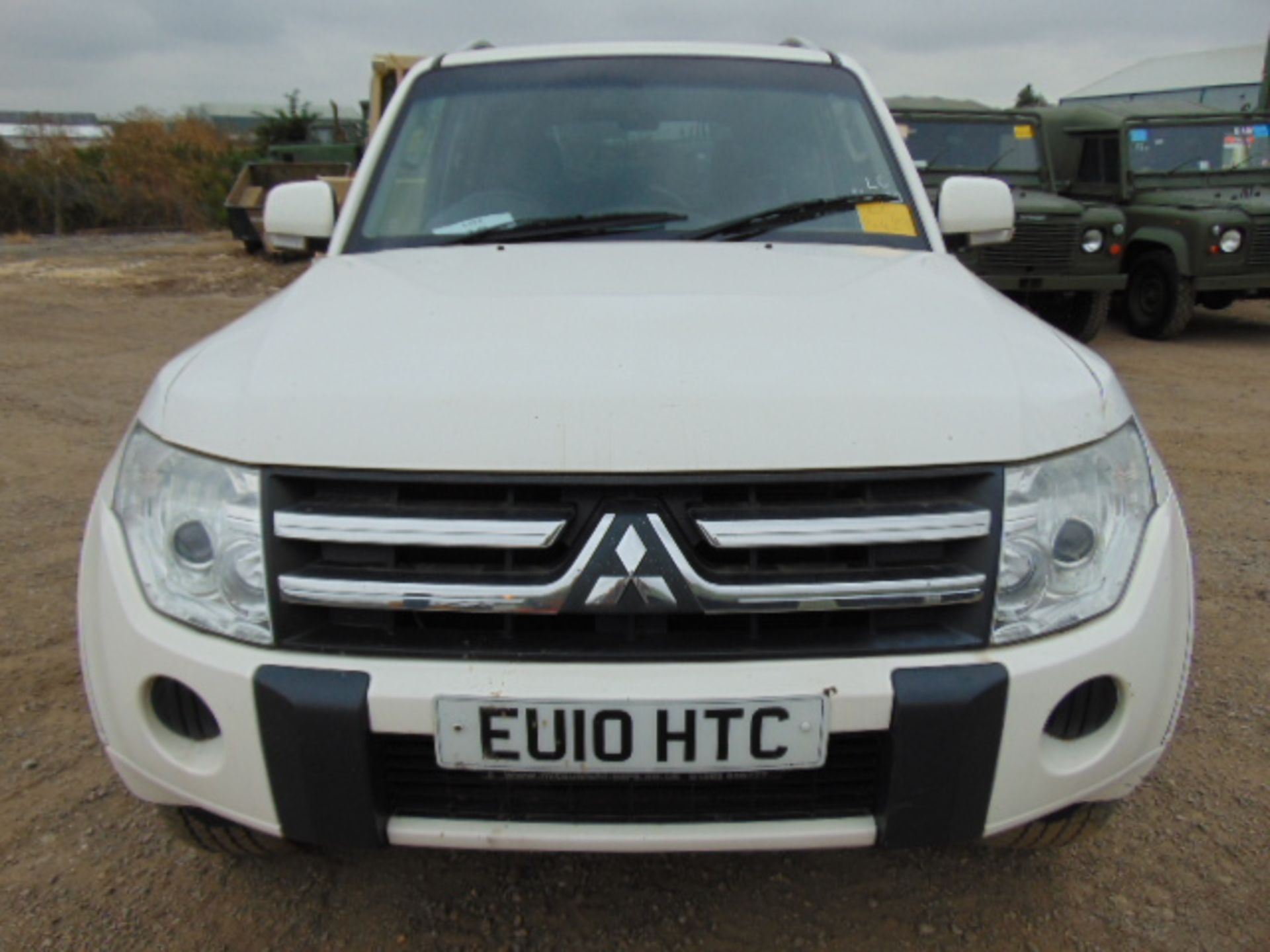 2010 Mitsubishi Shogun 3.2 D 4x4 - Image 2 of 18