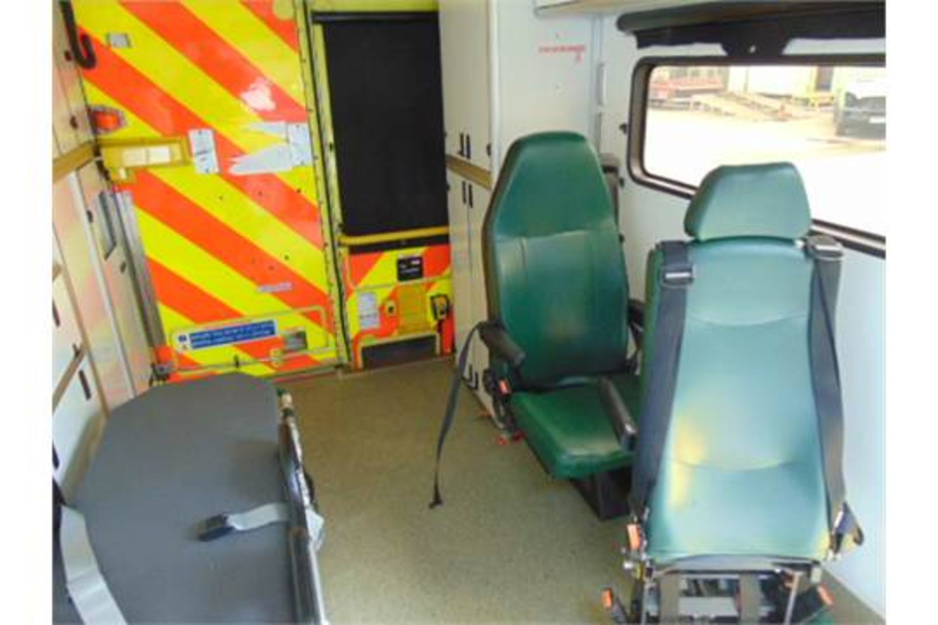 Mercedes Sprinter 515 CDI Turbo diesel ambulance - Image 20 of 22