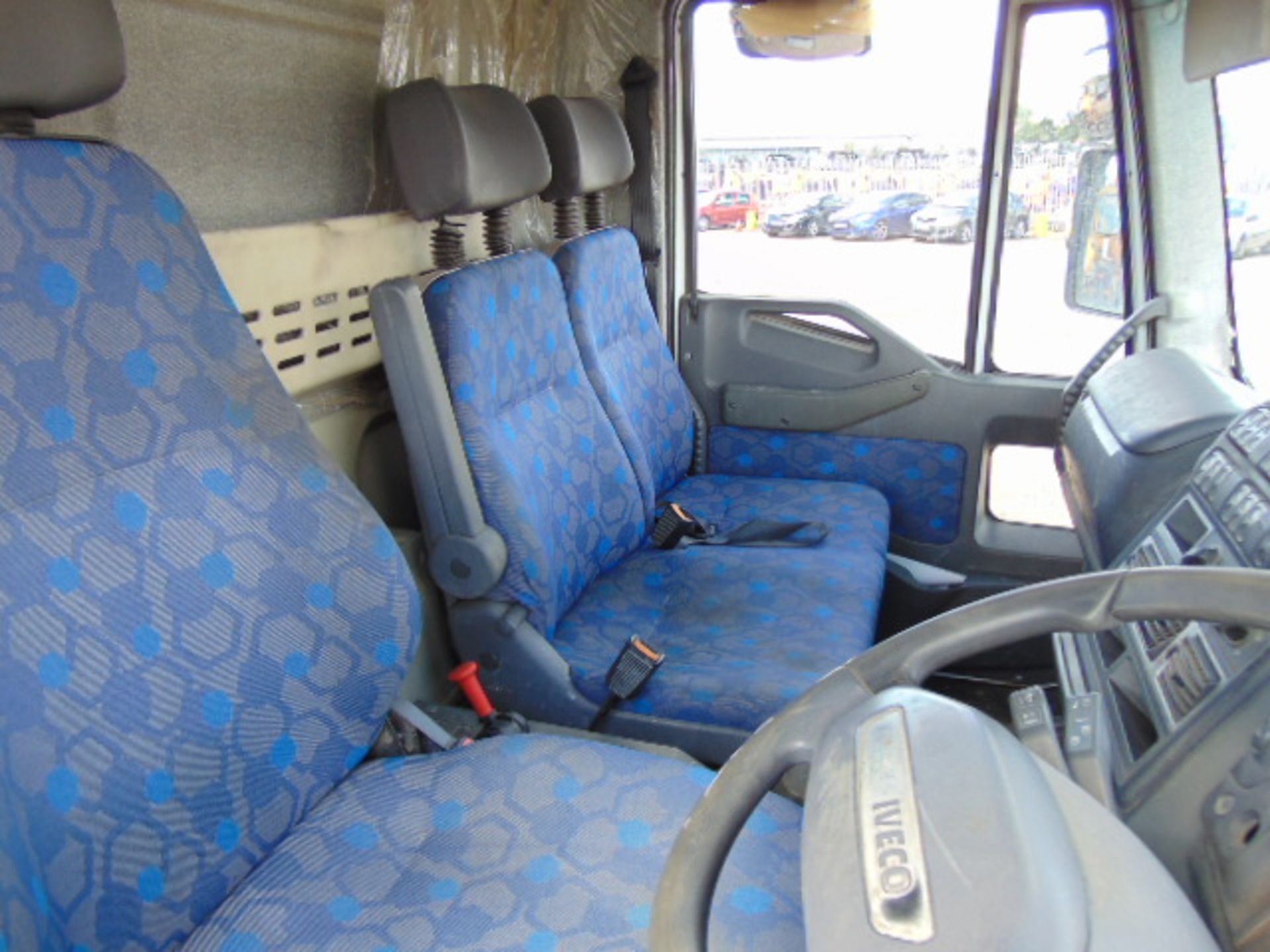 Ford Iveco EuroCargo ML150E21 8T Curtain Side Complete with Rear Tail Lift - Image 18 of 21