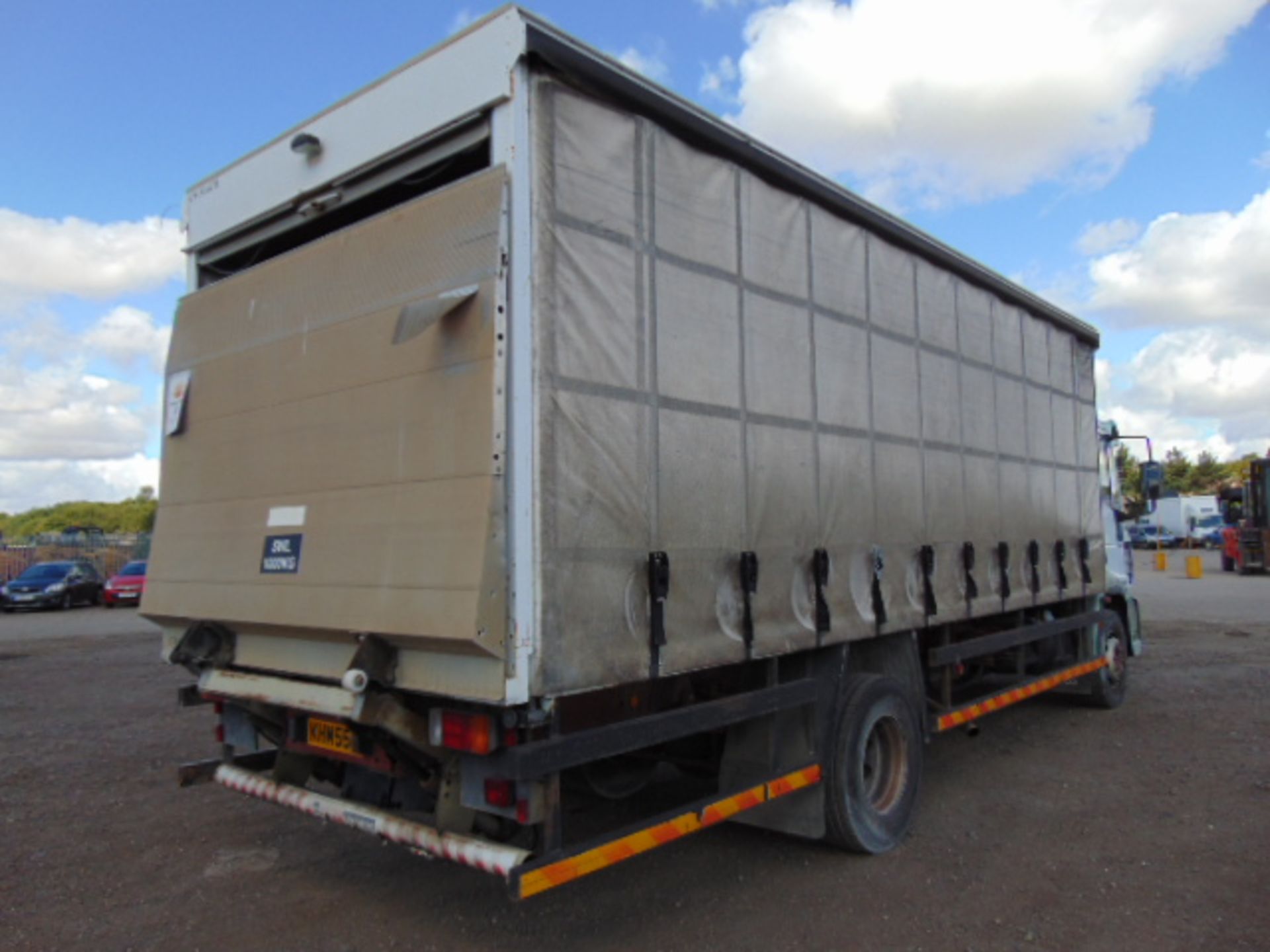 Ford Iveco EuroCargo ML150E21 8T Curtain Side Complete with Rear Tail Lift - Image 6 of 21