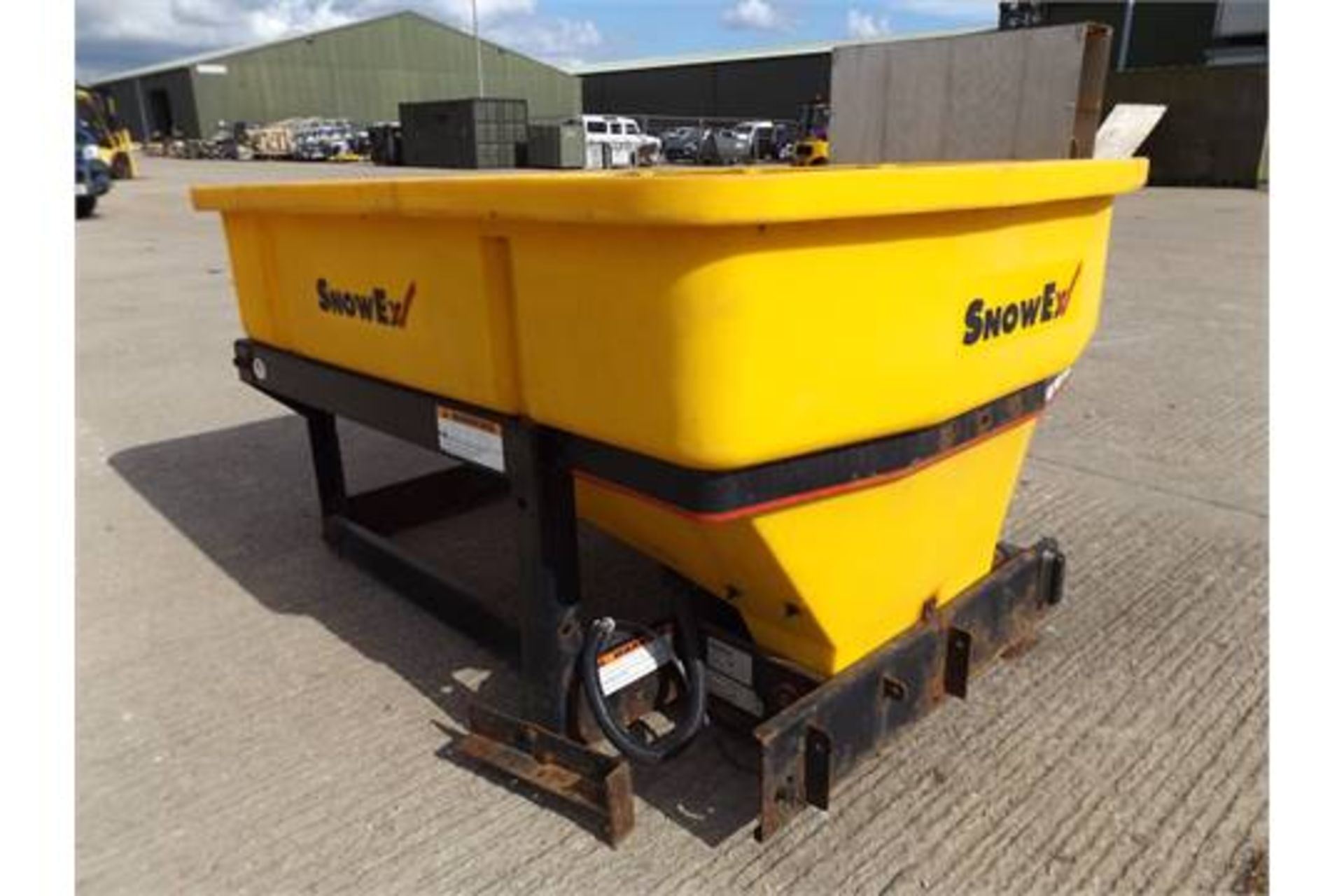 Snow Ex Vee Pro 6000 Salt Spreader