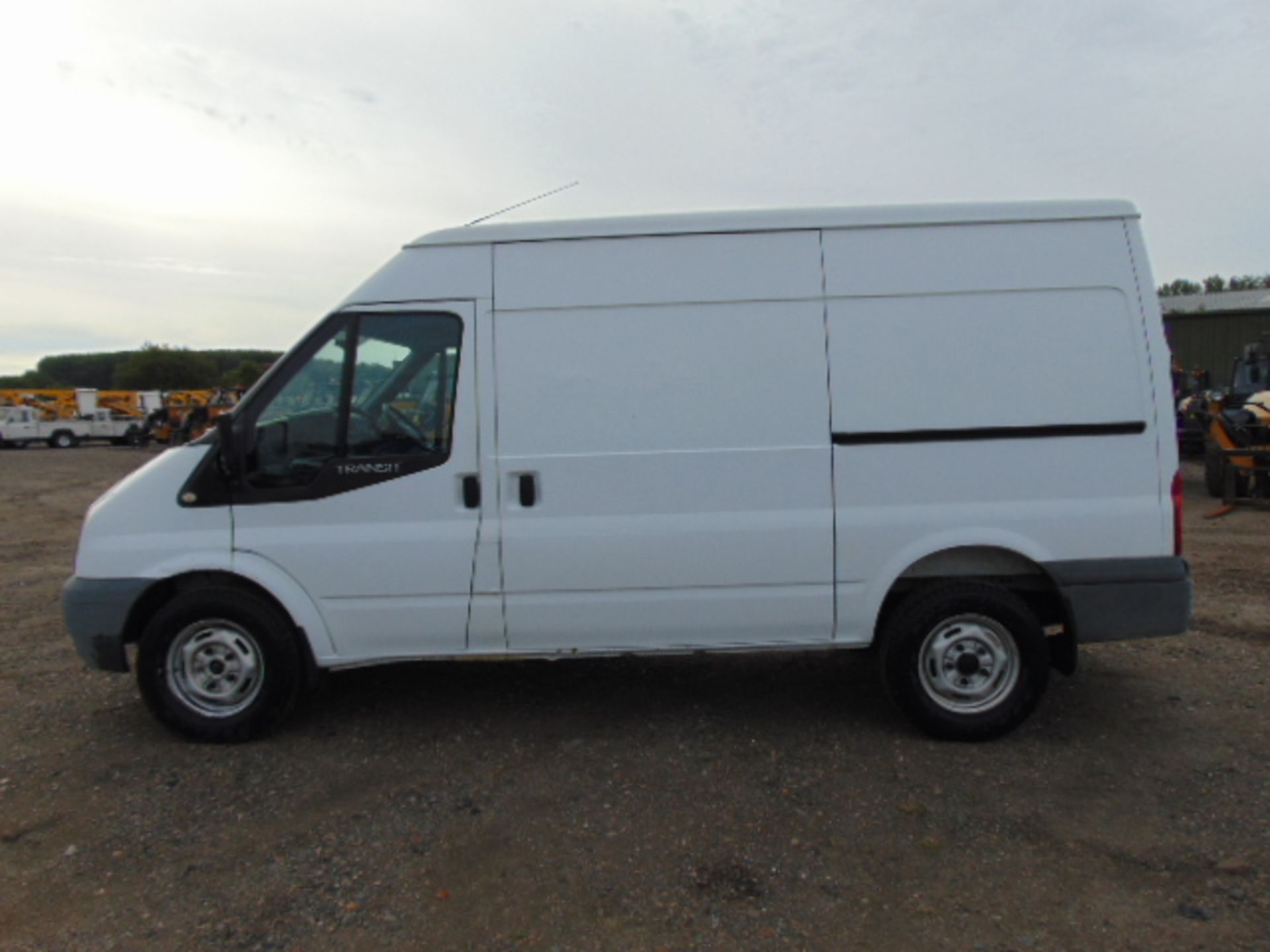 2009 Ford Transit 100 T350 Panel Van - Image 4 of 16