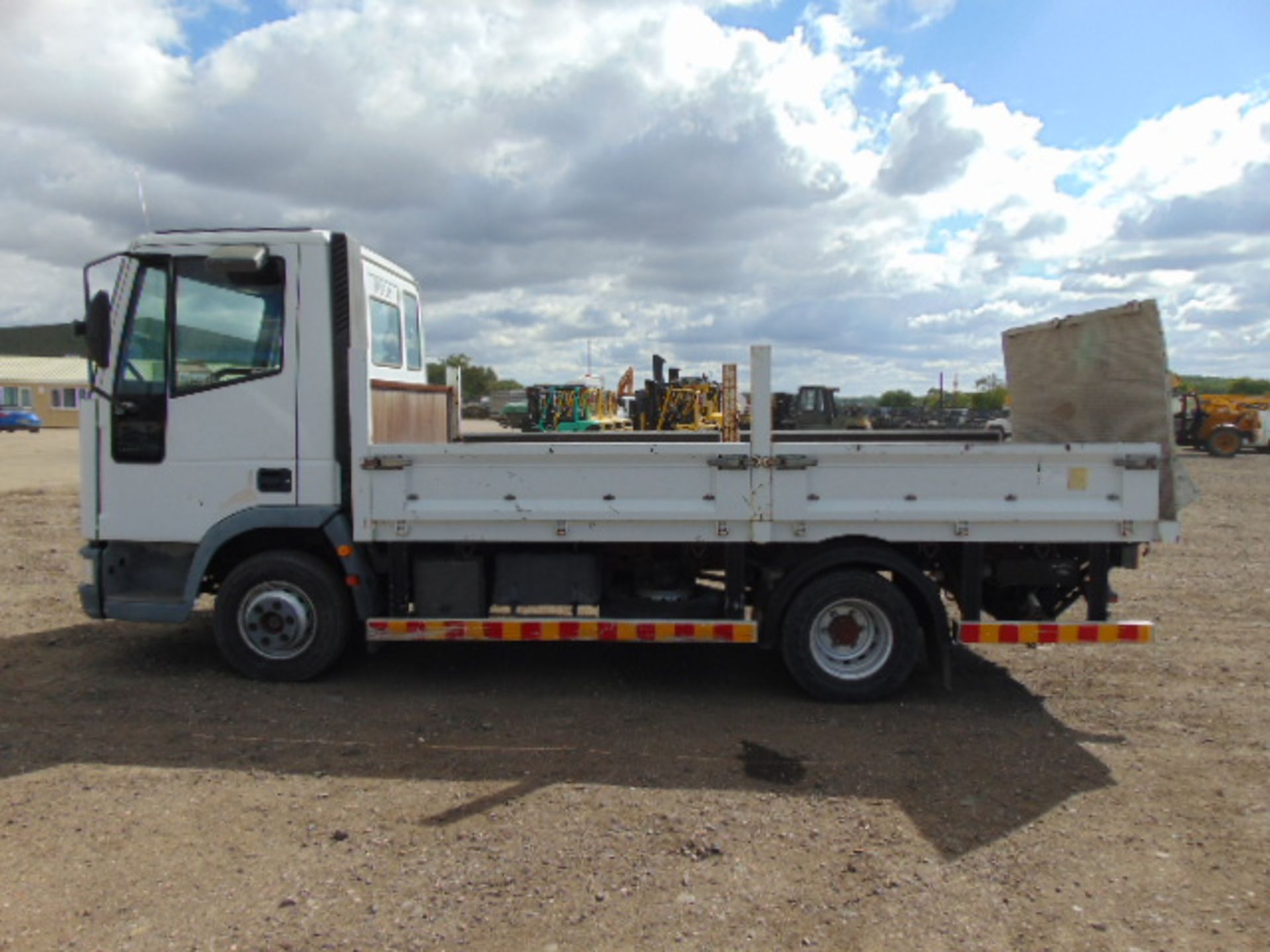 Ford Iveco Cargo 75E14 Complete with Rear Tail Lift - Image 4 of 21