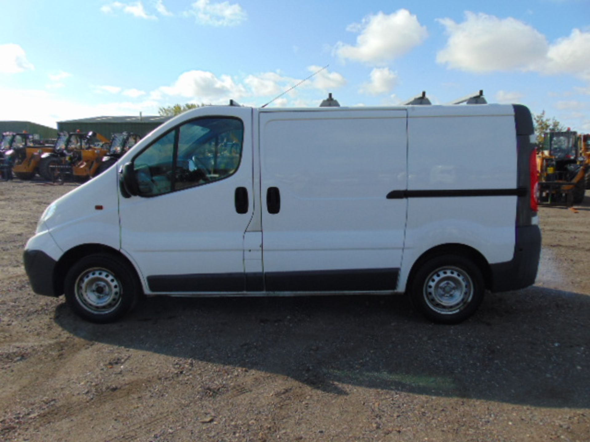 Vauxhall Vivaro 2.0 Turbo Diesel Panel Van - Image 4 of 15