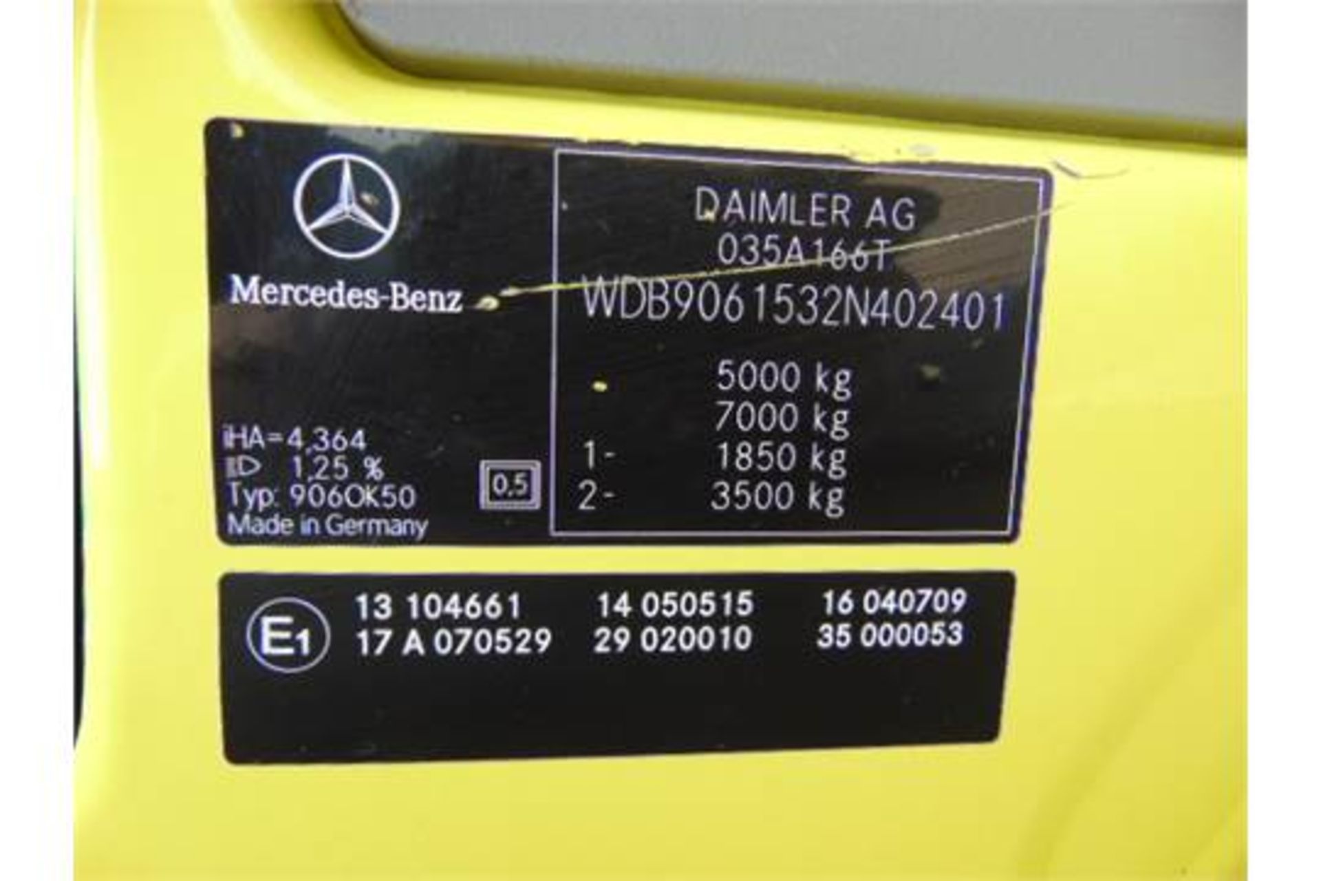 Mercedes Sprinter 515 CDI Turbo diesel ambulance - Image 17 of 18