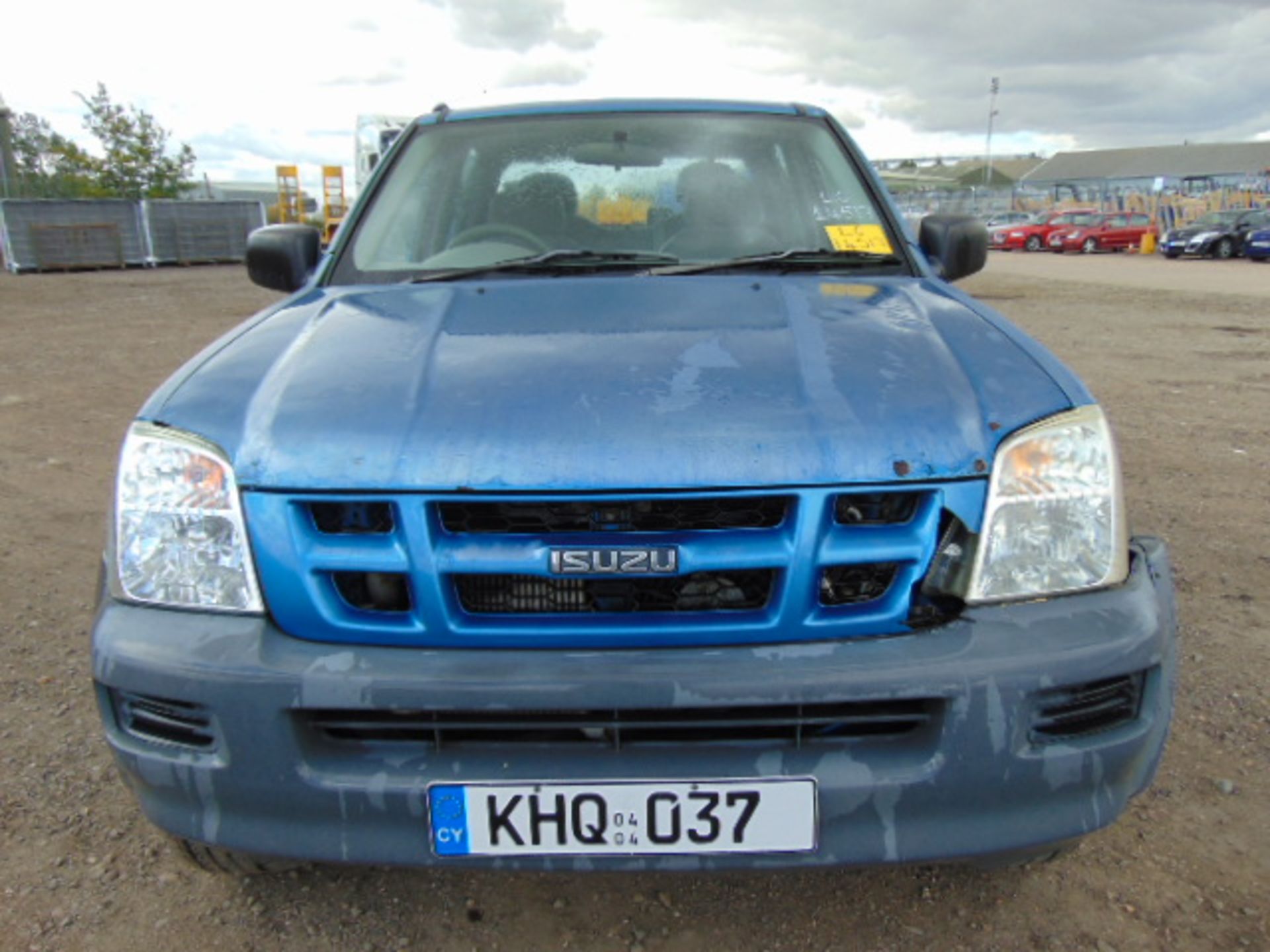 2004 Isuzu D-Max 3.0 TD 4 x 4 Double Cab Pickup - Image 2 of 16