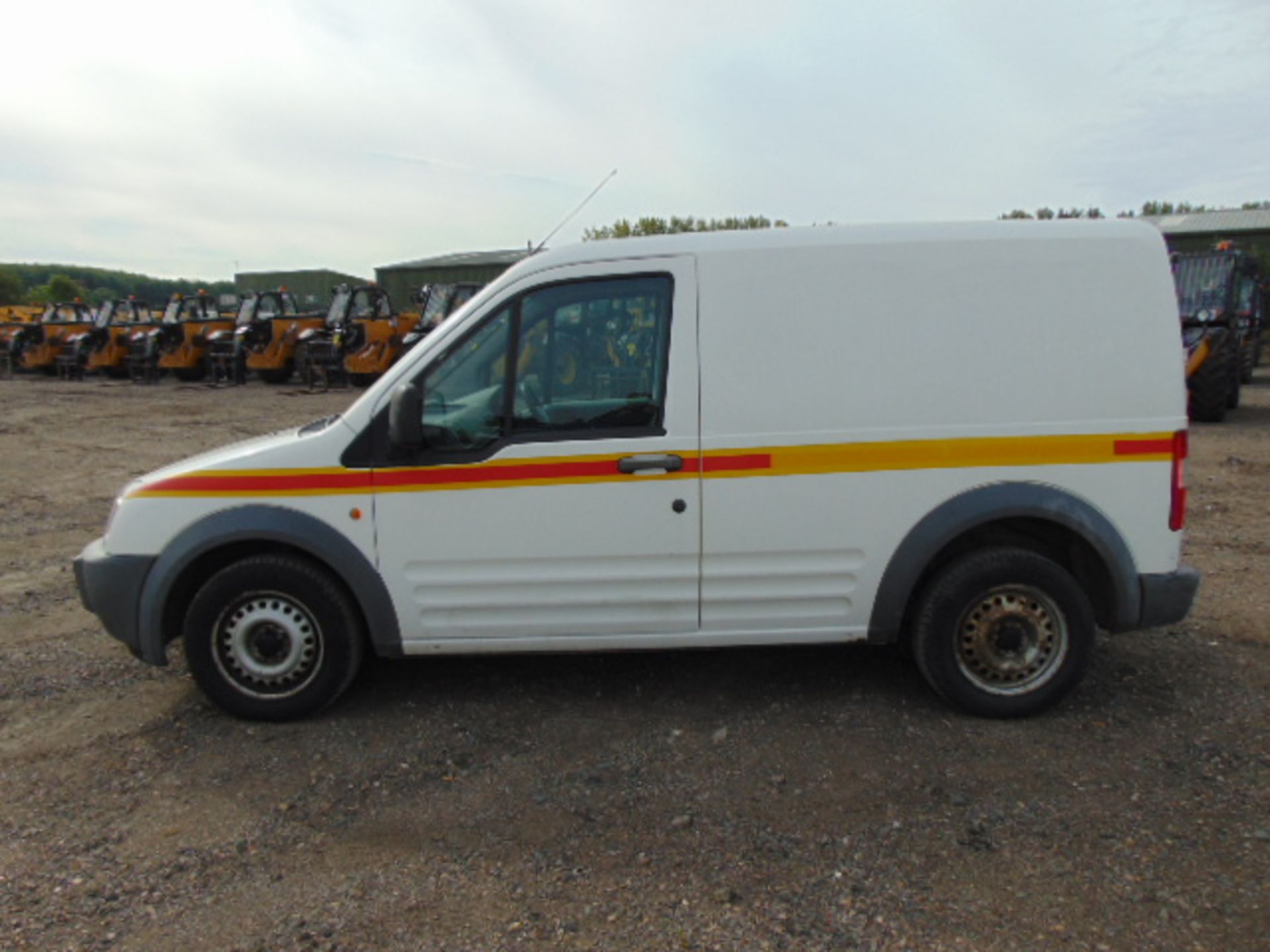 2006 Ford Transit Connect T200 L75 Panel Van - Image 4 of 16