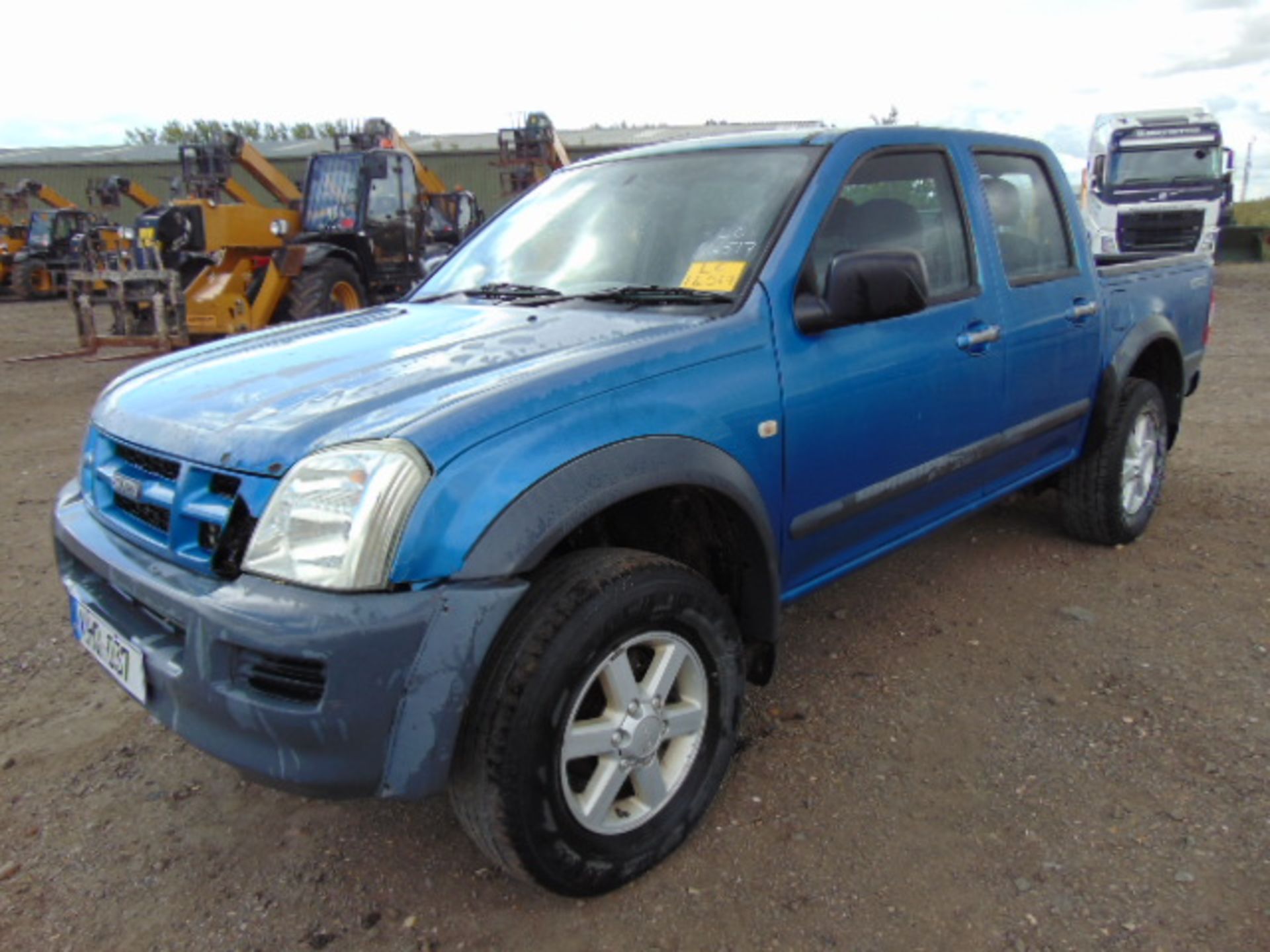 2004 Isuzu D-Max 3.0 TD 4 x 4 Double Cab Pickup - Image 3 of 16