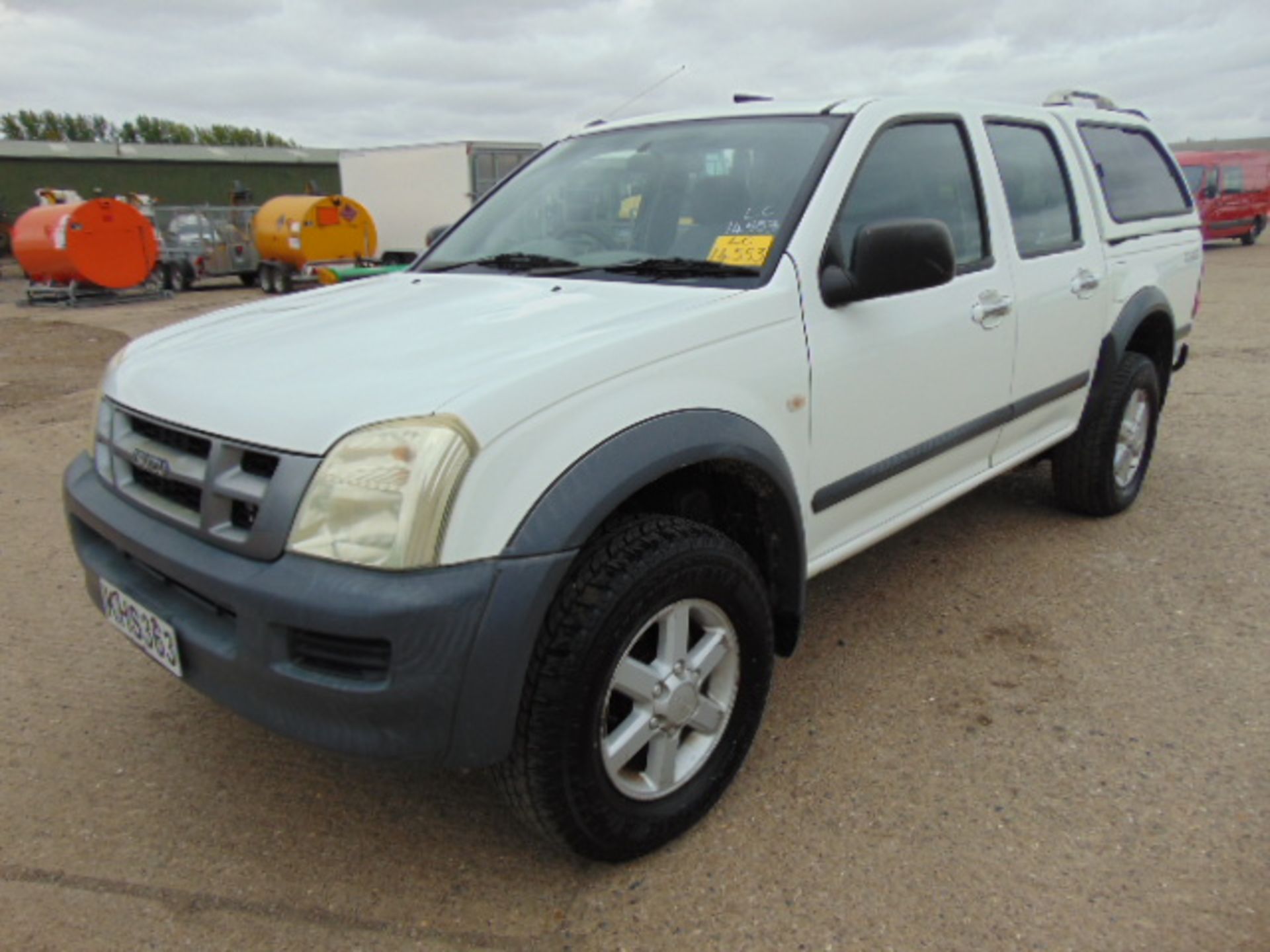 Isuzu D-Max Double Cab 3.0 Diesel 4 x 4 Pickup 97,748 miles - Image 3 of 17