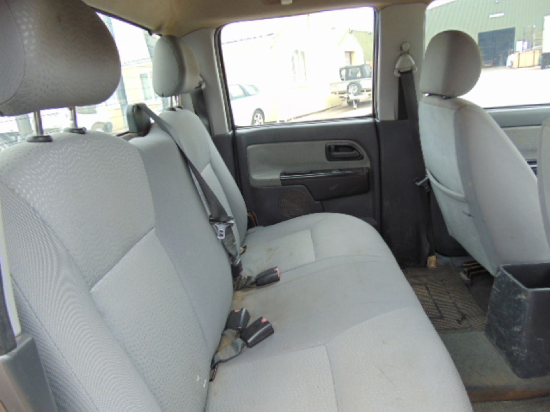 2008 Isuzu D-Max Double Cab 2.5 Diesel 4 x 4 Pickup 161,309km - Image 15 of 17