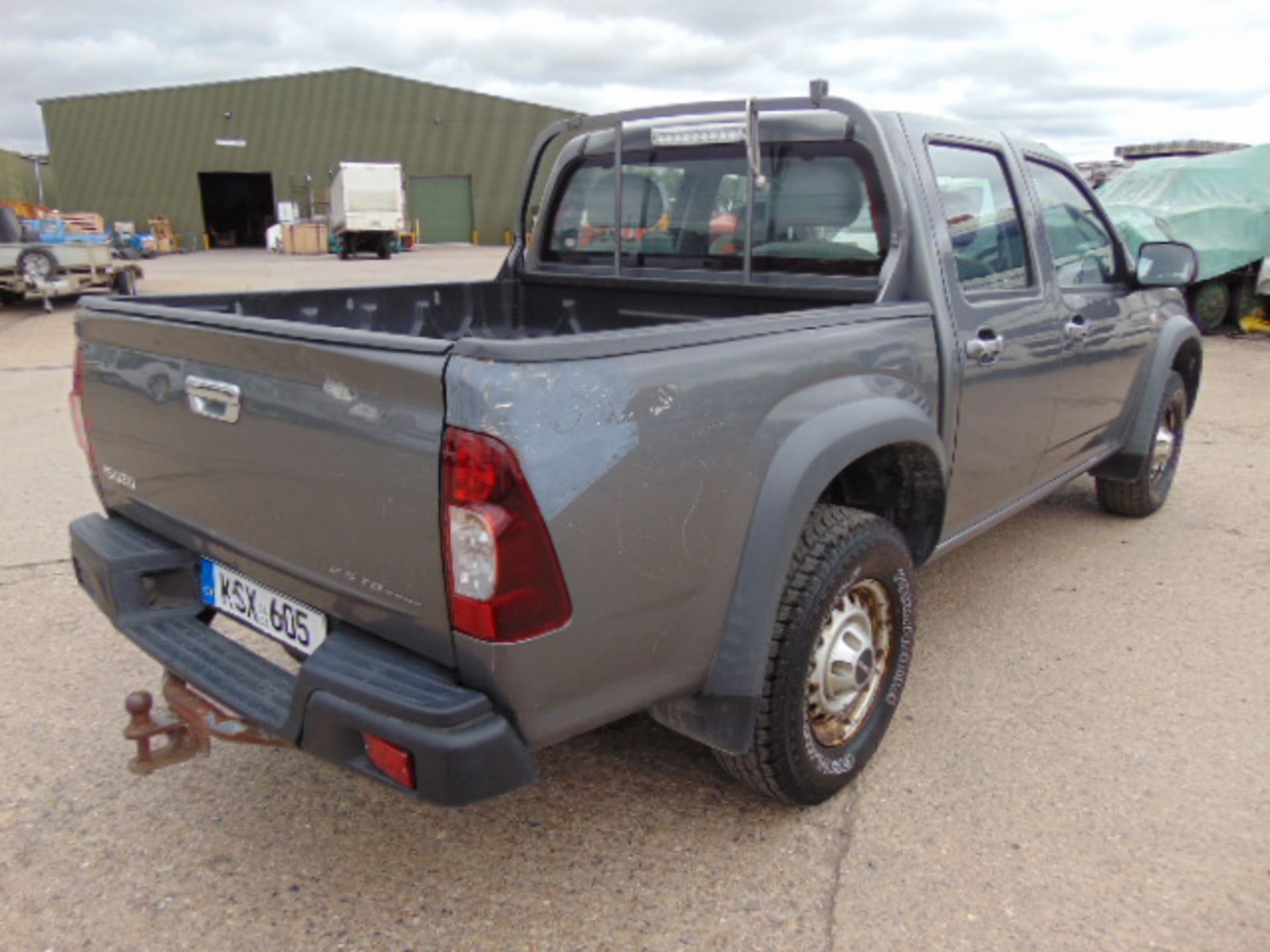 2008 Isuzu D-Max Double Cab 2.5 Diesel 4 x 4 Pickup 161,309km - Image 6 of 17