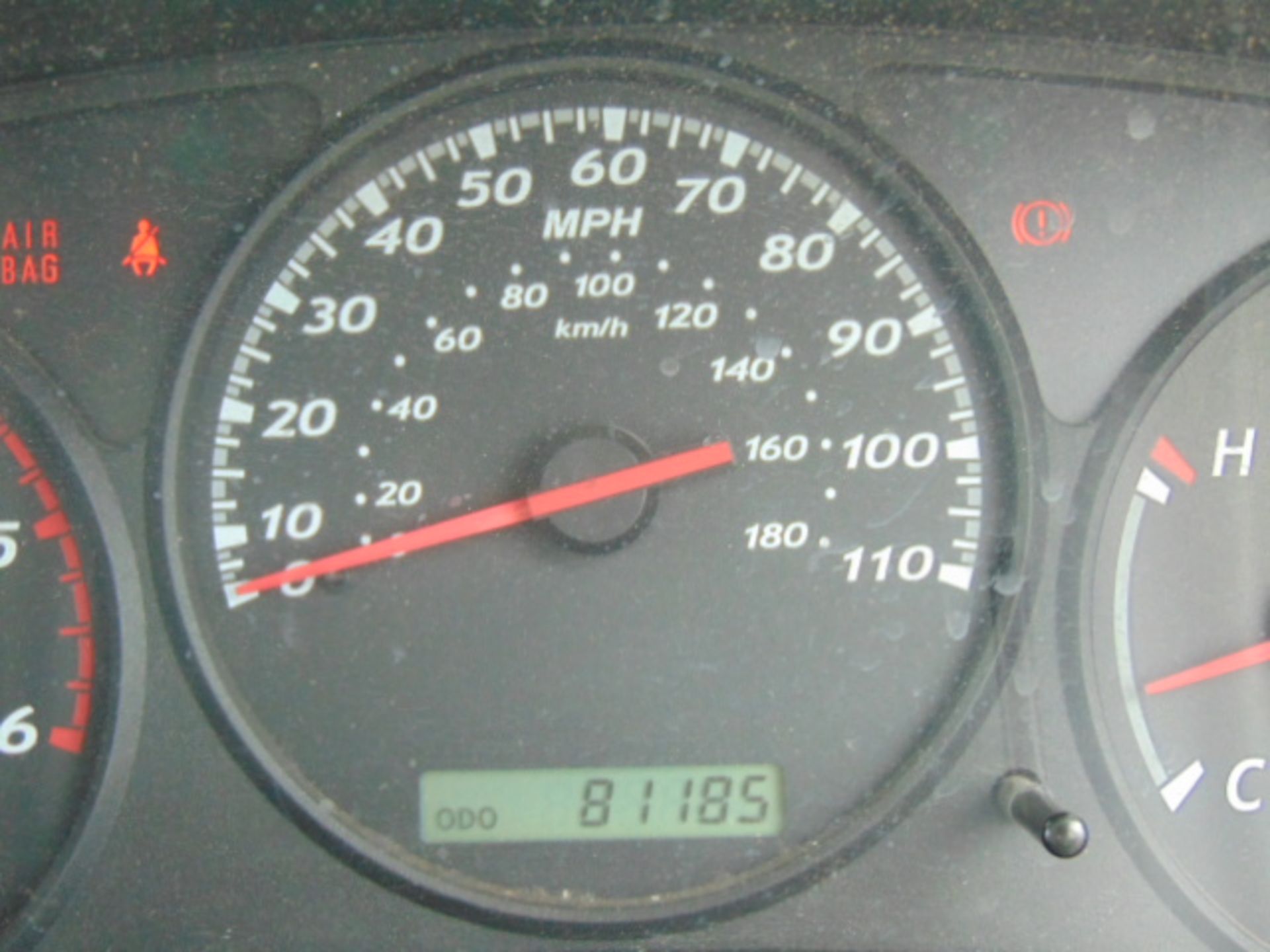 2004 Isuzu D-Max Double Cab 3.0 Diesel 4 x 4 Pickup 81,185 miles - Image 12 of 18