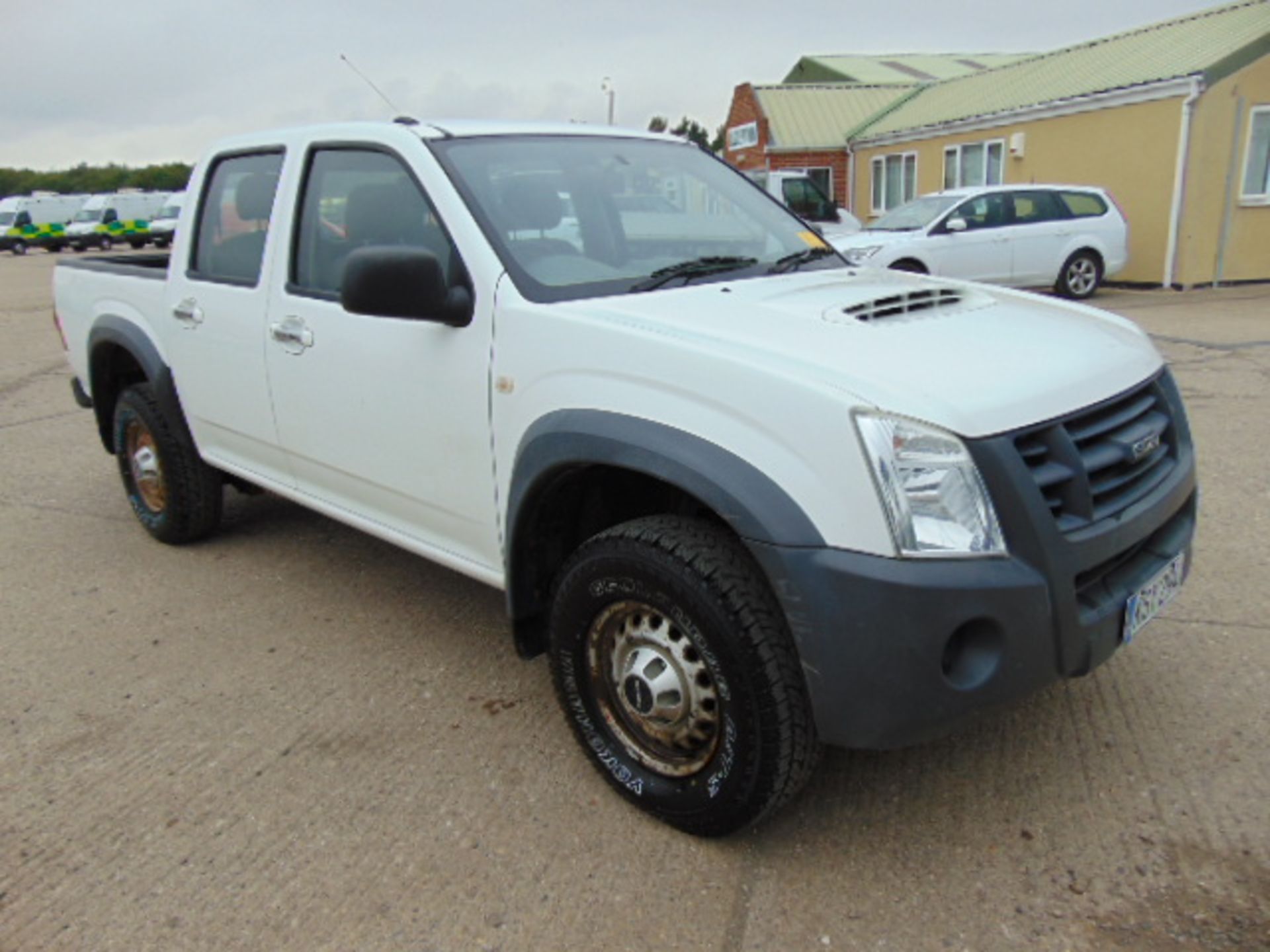 2008 Isuzu D-Max Double Cab 2.5 Diesel 4 x 4 Pickup 114,351km