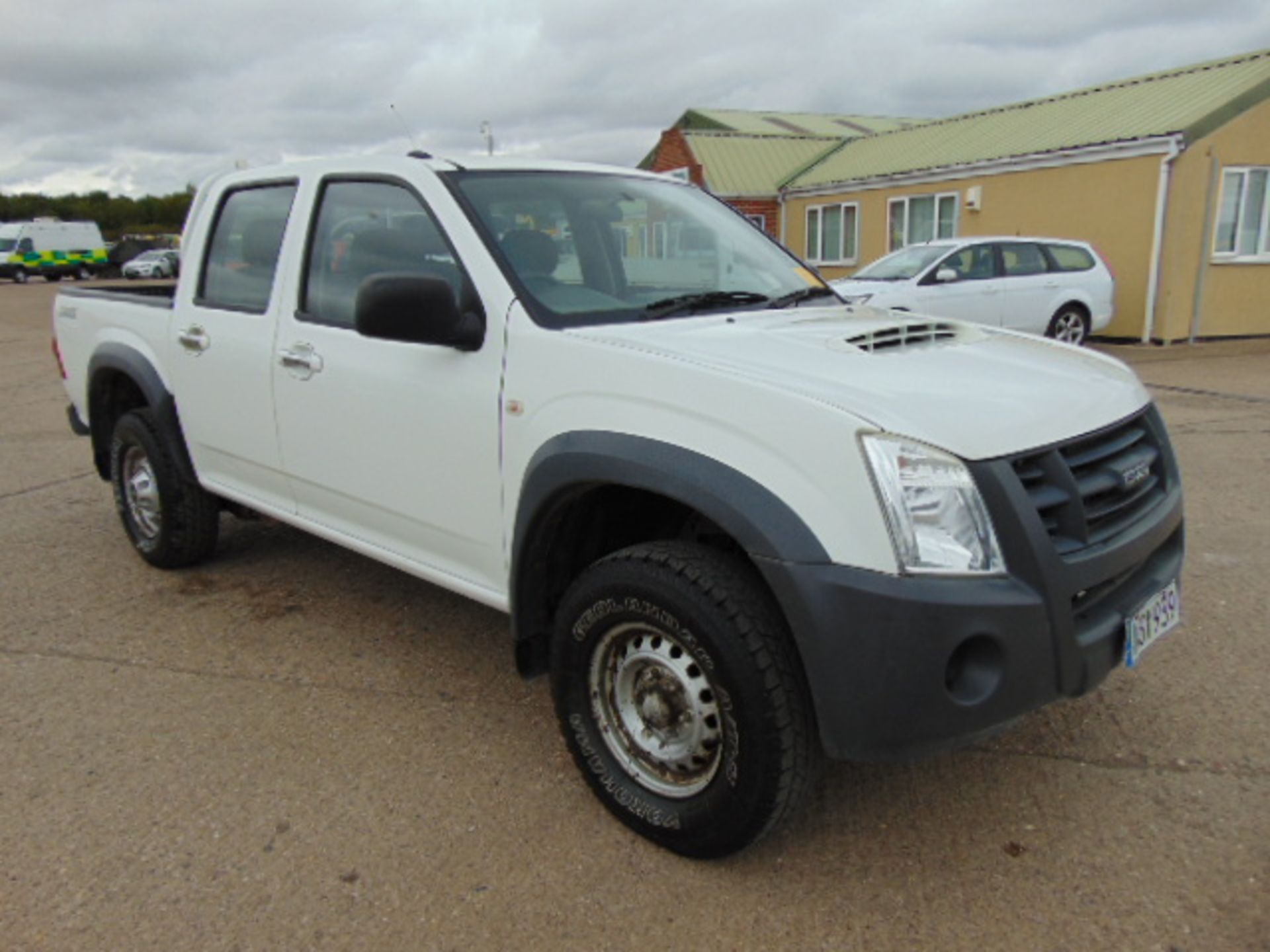 2008 Isuzu D-Max Double Cab 2.5 Diesel 4 x 4 Pickup 56,201km