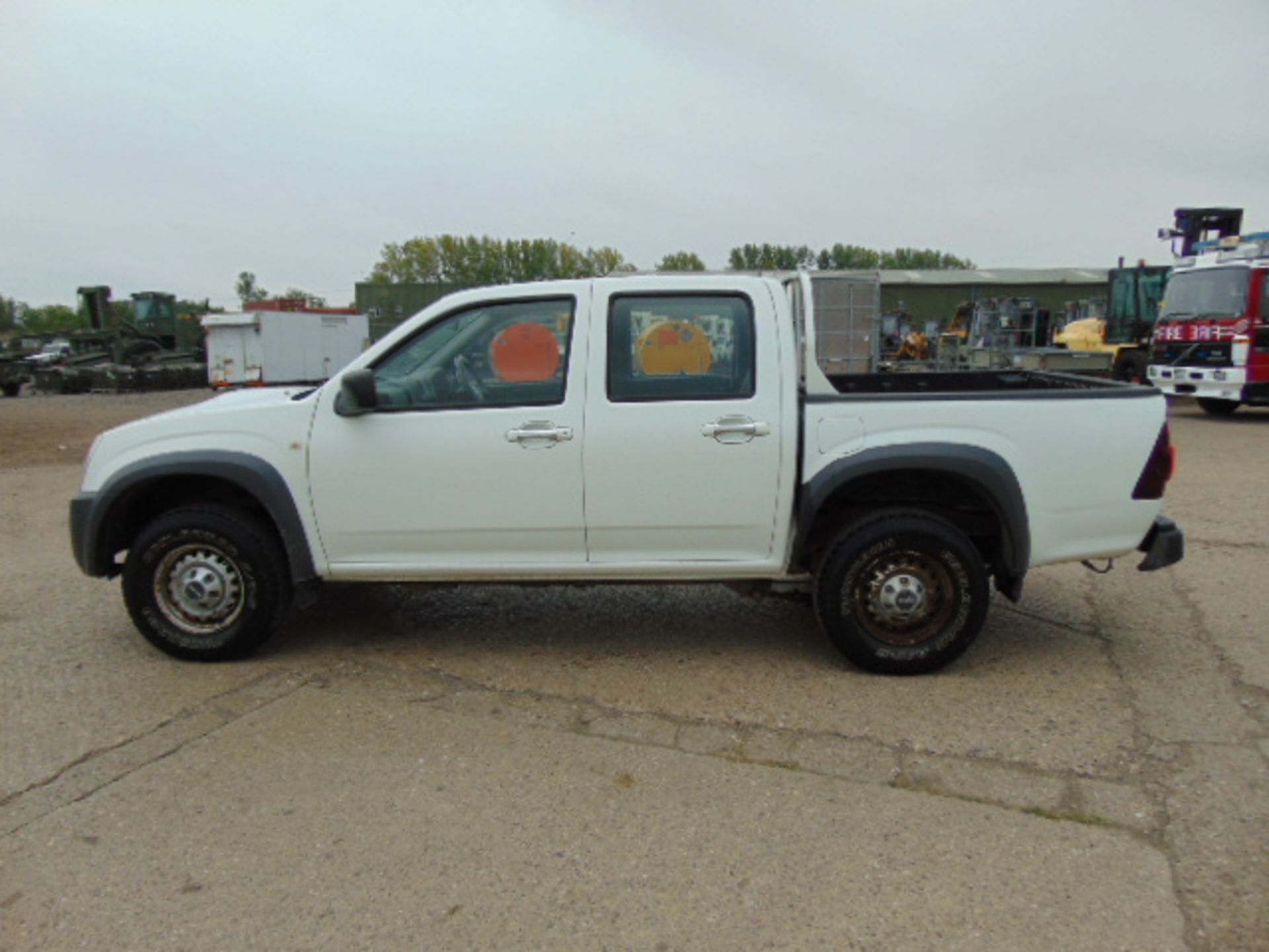 2008 Isuzu D-Max Double Cab 2.5 Diesel 4 x 4 Pickup 54,829km - Image 4 of 17