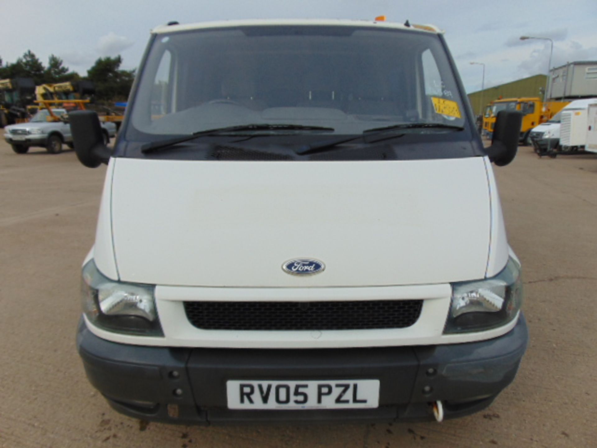 2005 Ford Transit T280 Crew Cab Panel Van 22,206 miles - Image 2 of 20