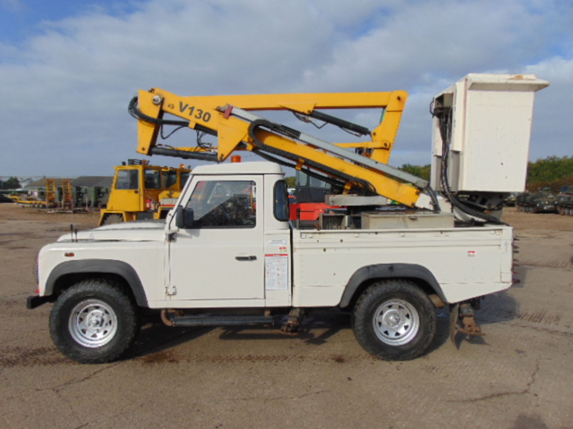 Land Rover Defender 110 High Capacity Cherry Picker - Image 5 of 40
