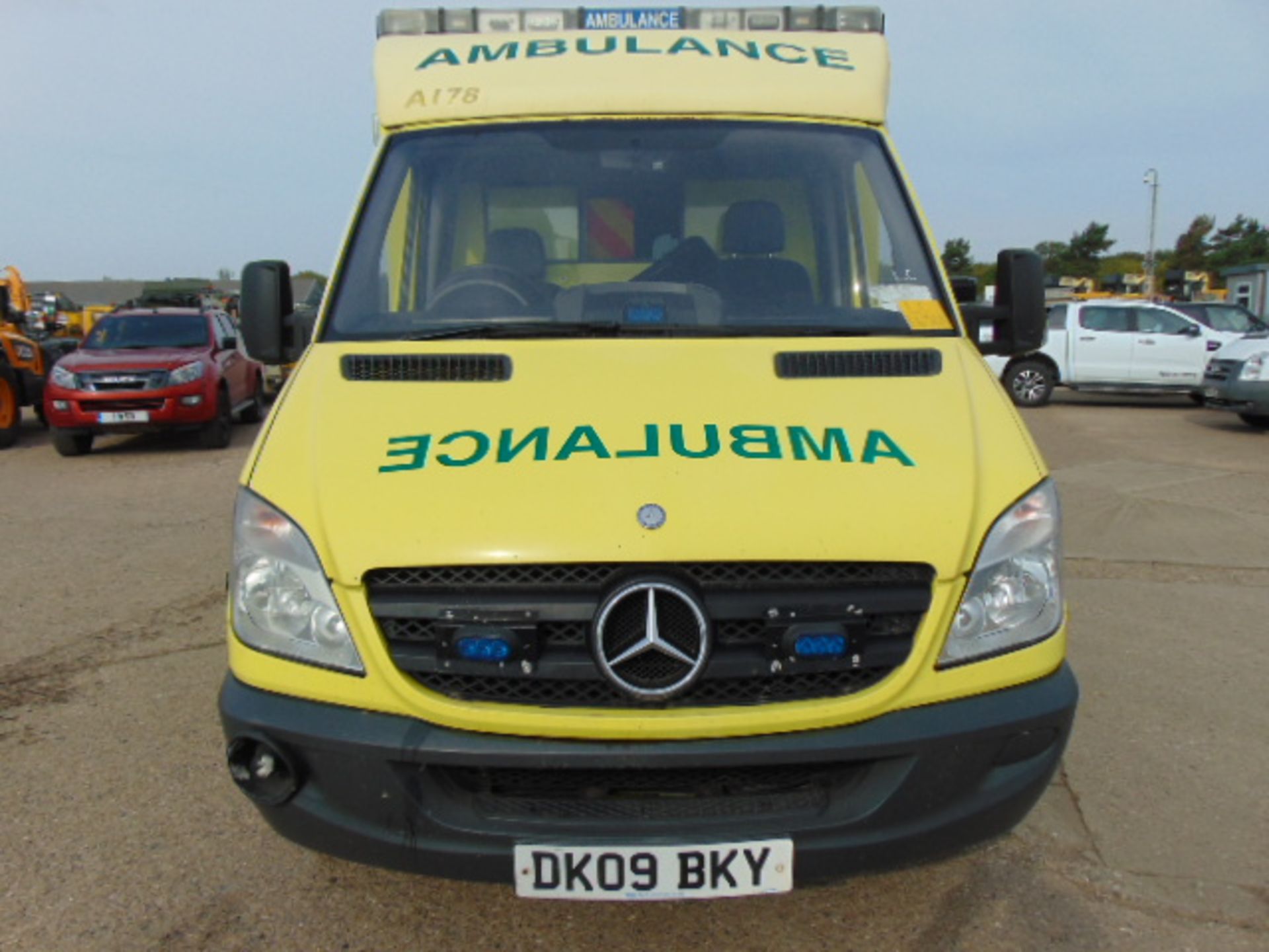 Mercedes Sprinter 515 CDI Turbo diesel ambulance - Image 2 of 21