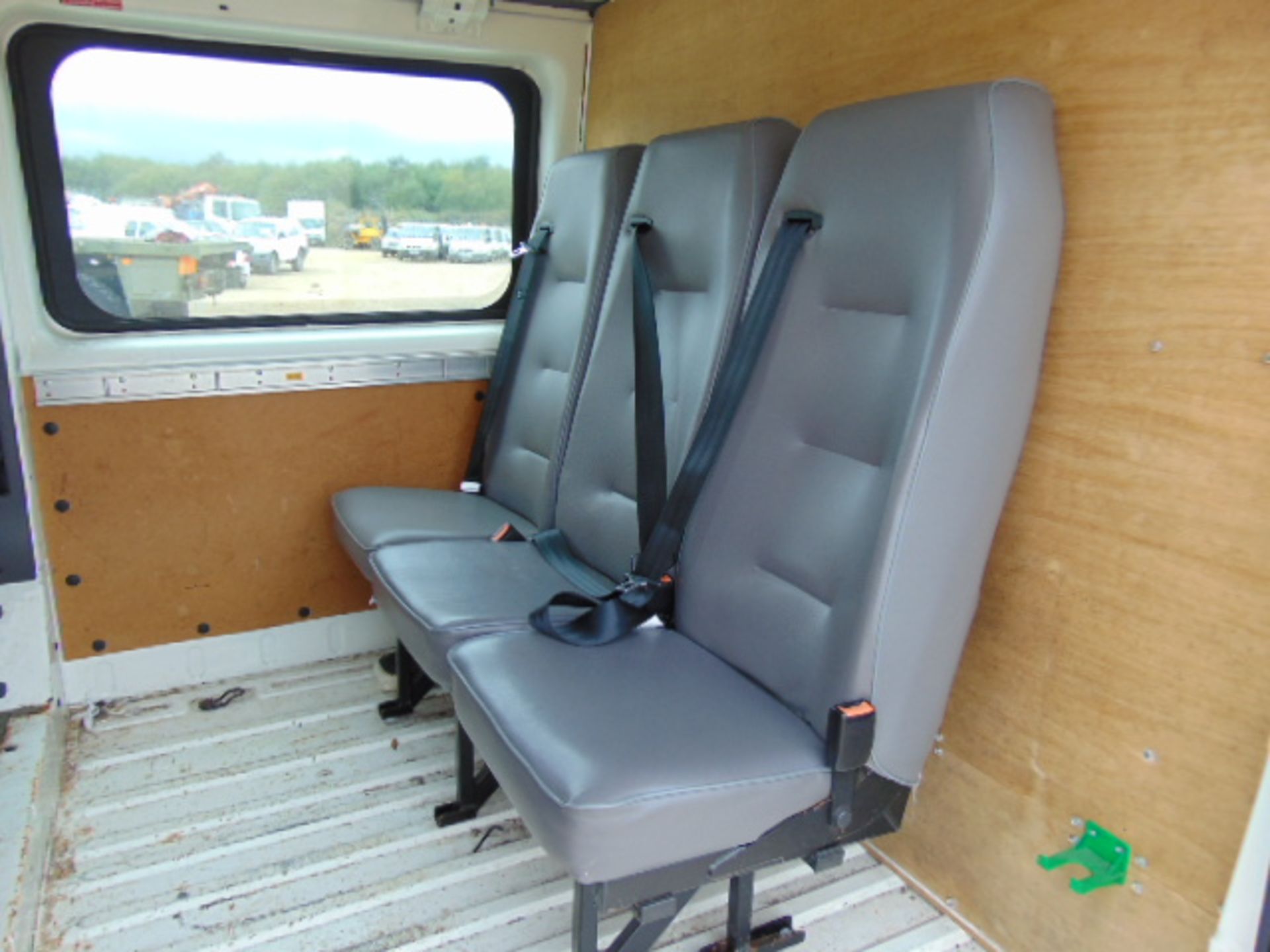 2005 Ford Transit 85 T260 Panel Van 13,507 miles - Image 13 of 21