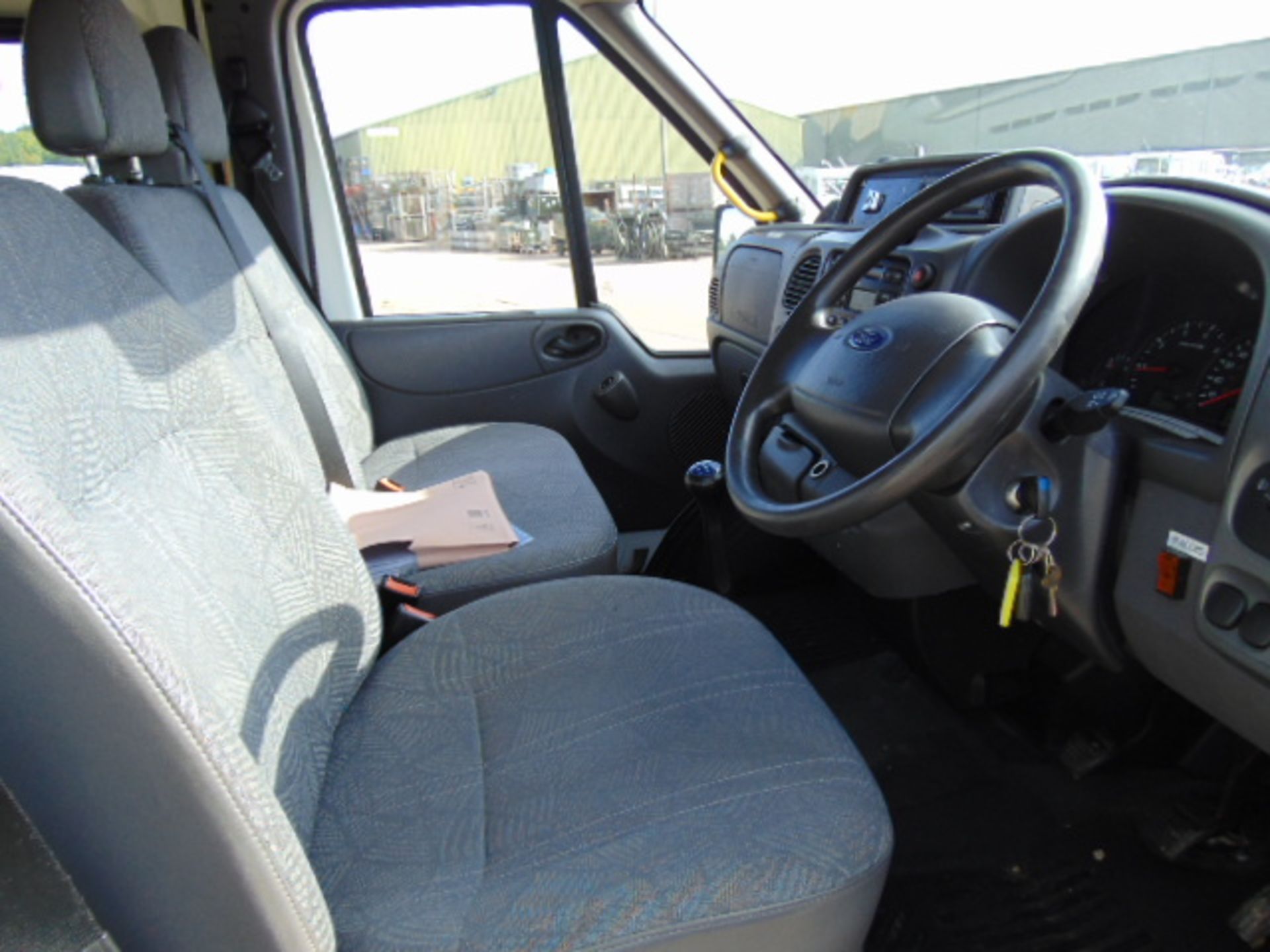 2005 Ford Transit 8 Seat Minibus 29,001 miles - Image 12 of 20