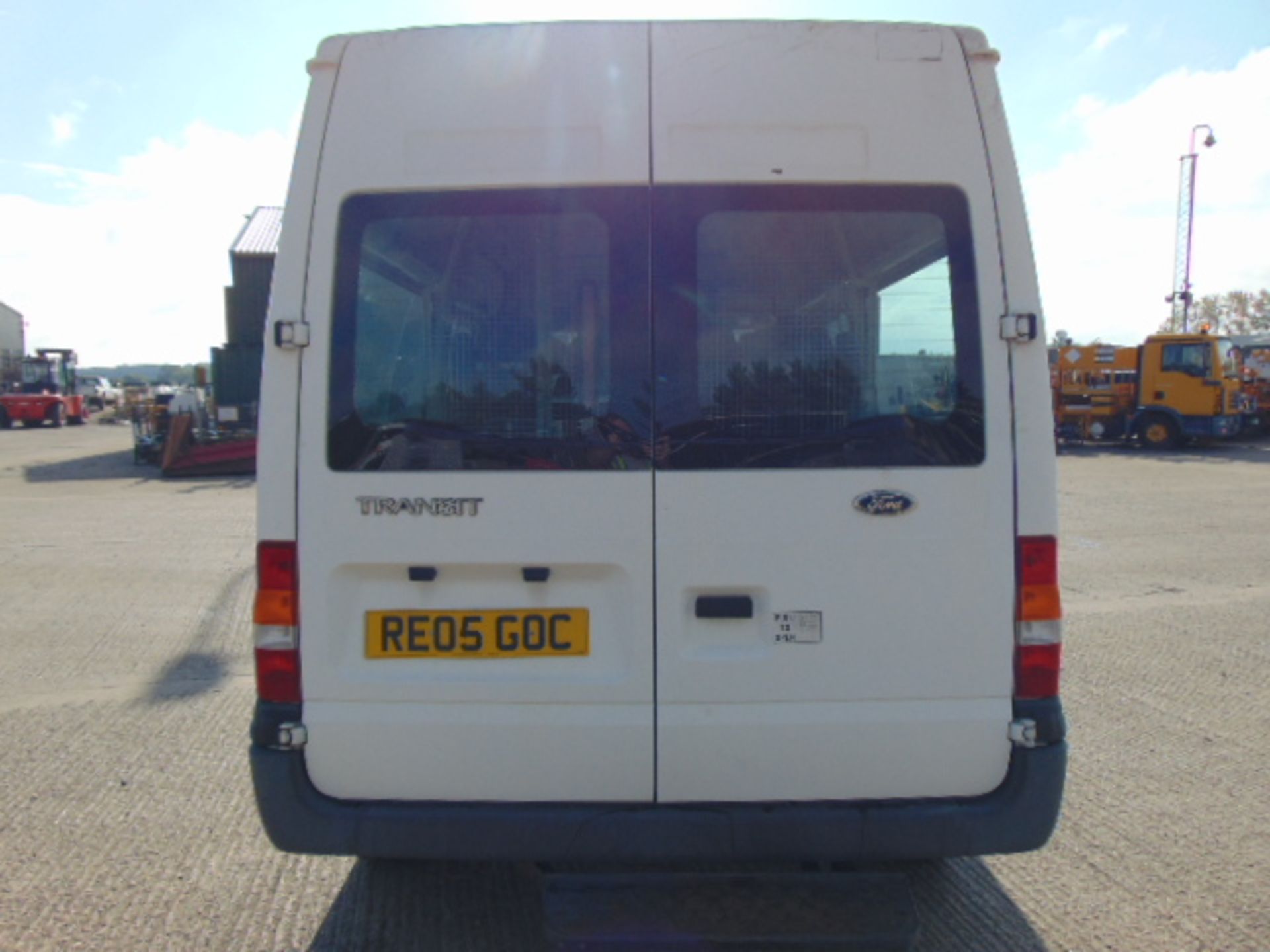 2005 Ford Transit 8 Seat Minibus 29,001 miles - Image 7 of 20