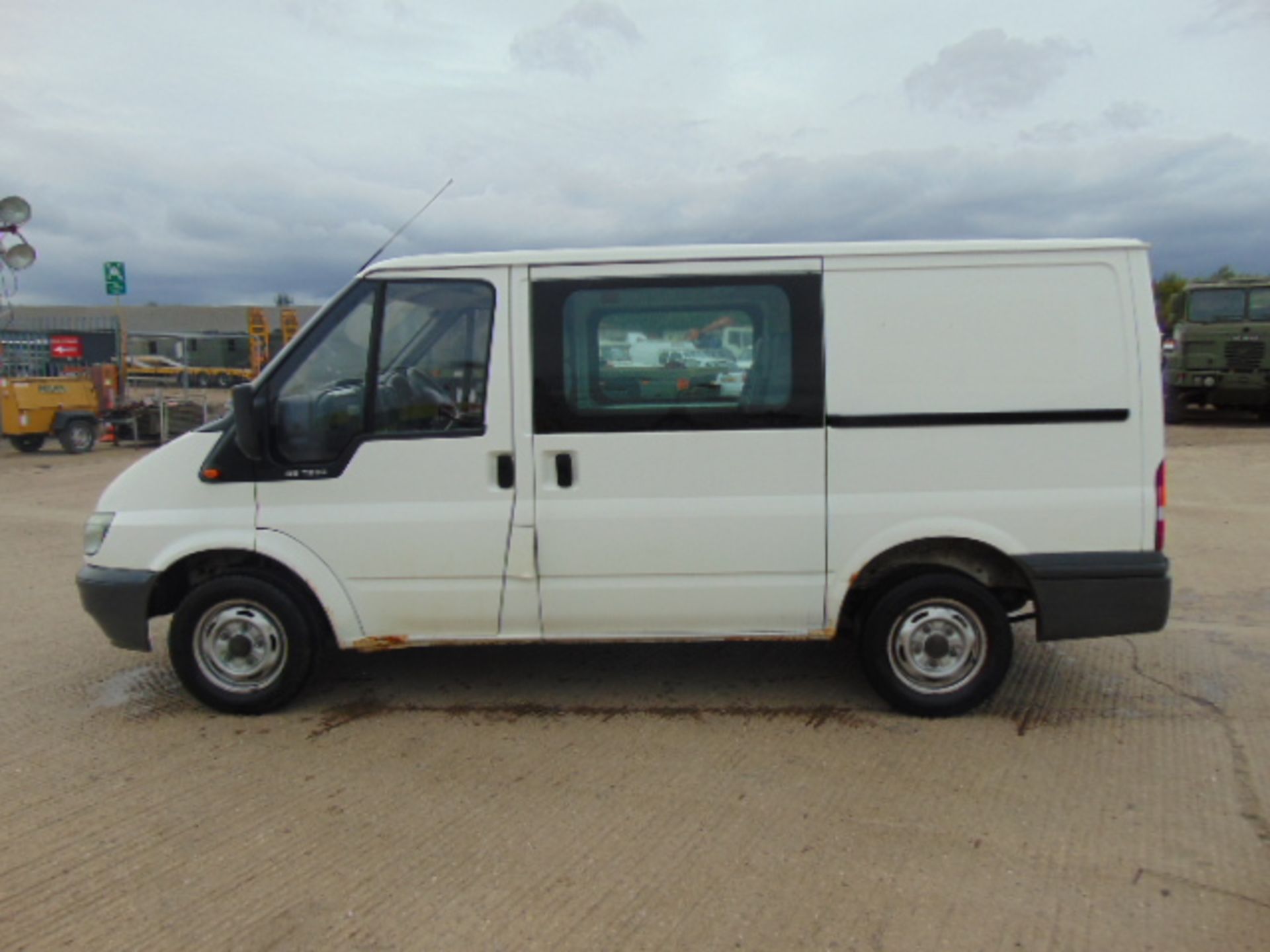 2005 Ford Transit 85 T260 Panel Van 13,507 miles - Image 4 of 21