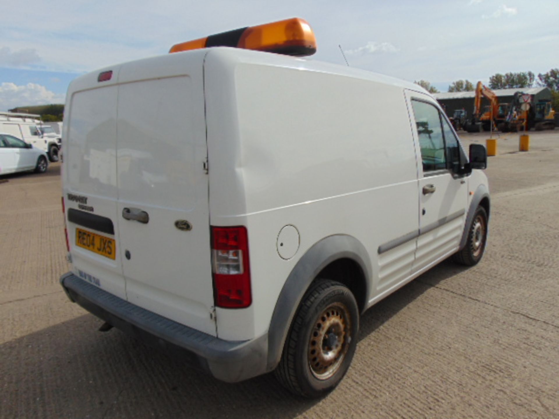 2004 Ford Transit Connect T200 L Panel Van 24,165 miles - Image 6 of 14