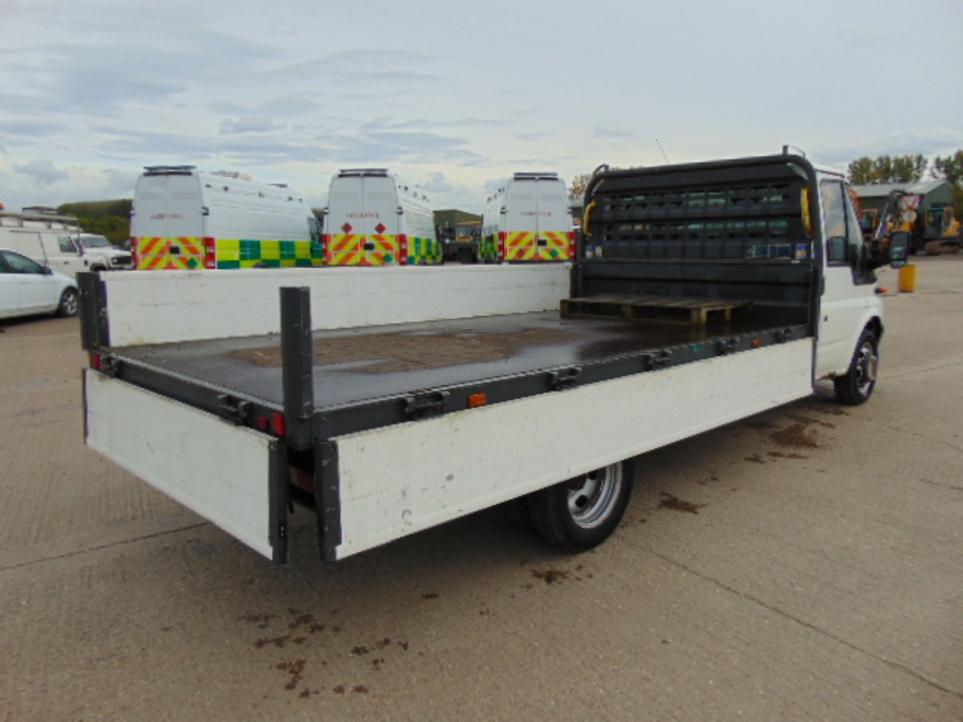 2005 Ford Transit 115 T350 Dropside Pickup 31,363 miles - Image 10 of 16