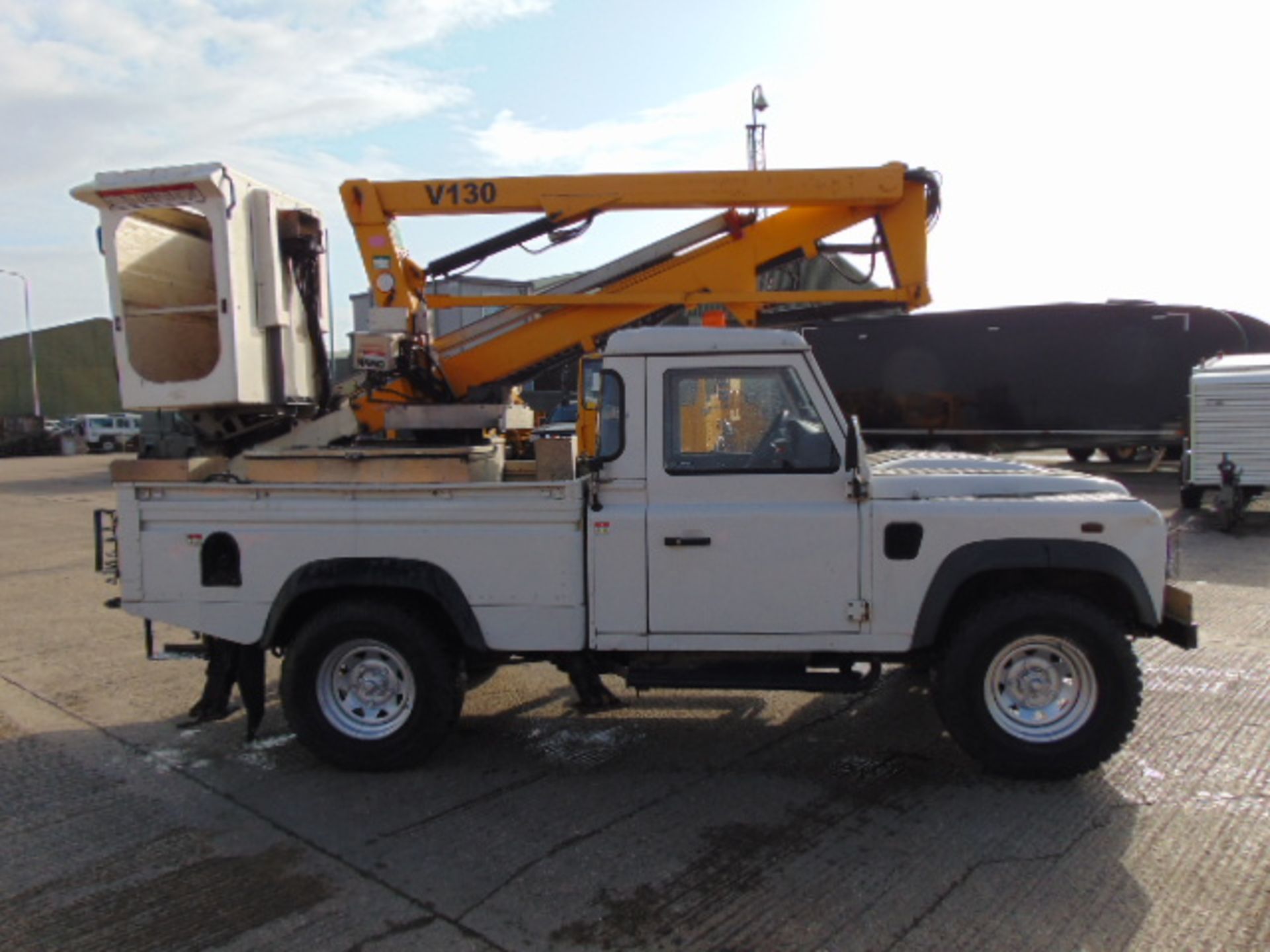 Land Rover Defender 110 High Capacity Cherry Picker - Image 6 of 40