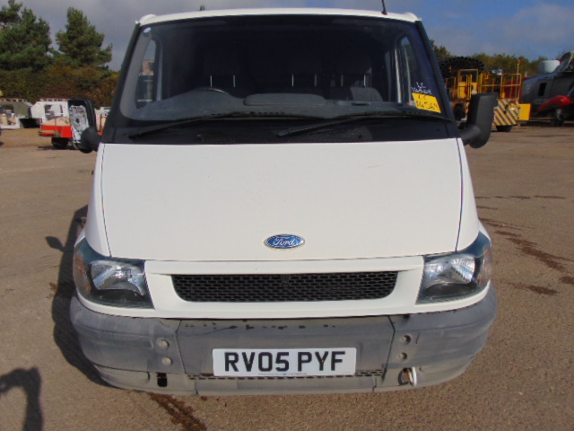 2005 Ford Transit 85 T260 Panel Van 38,304 miles - Image 2 of 23