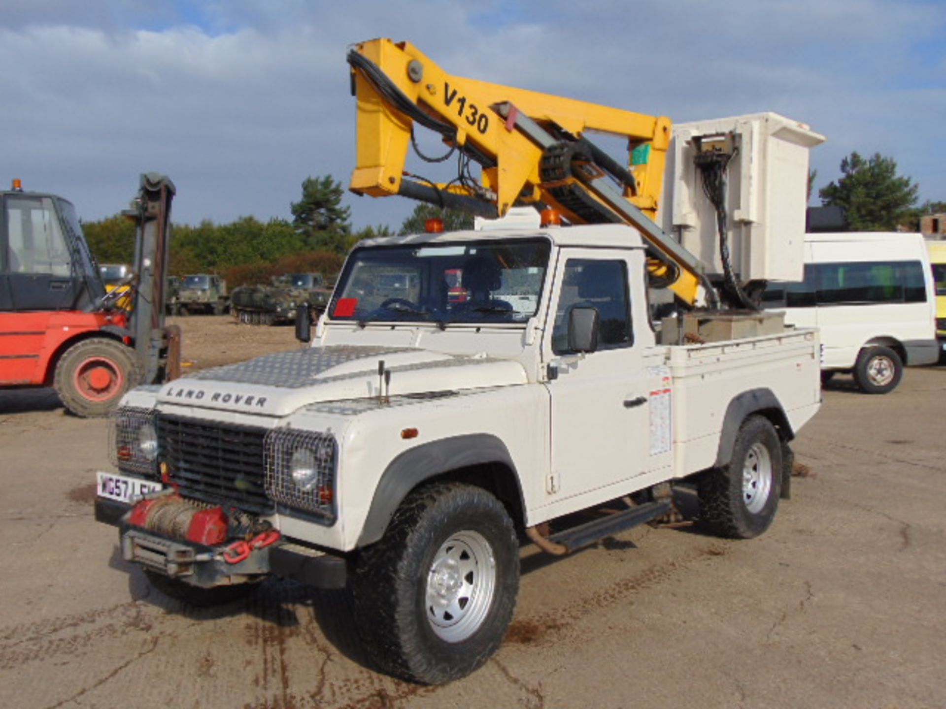 Land Rover Defender 110 High Capacity Cherry Picker