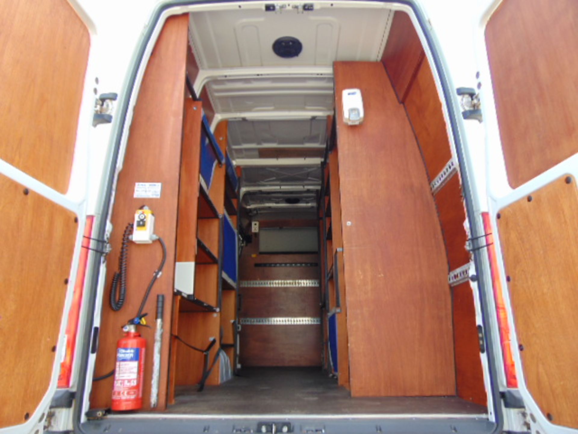 Iveco Daily 65C18 3.0 HPT Long Wheel Base, High roof panel van - Image 9 of 32