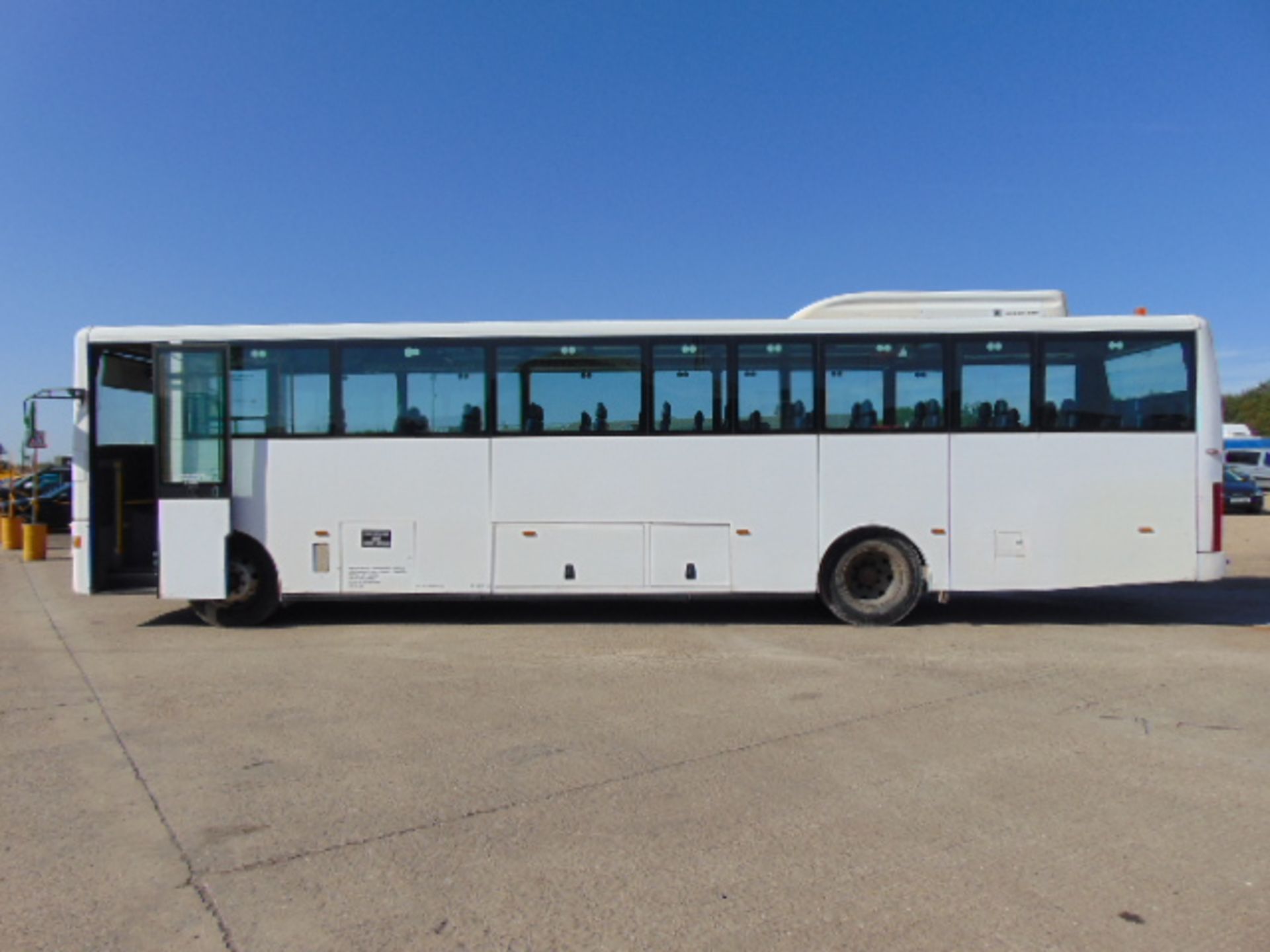 Iveco Scolabus 54 seat Coach - Image 5 of 26