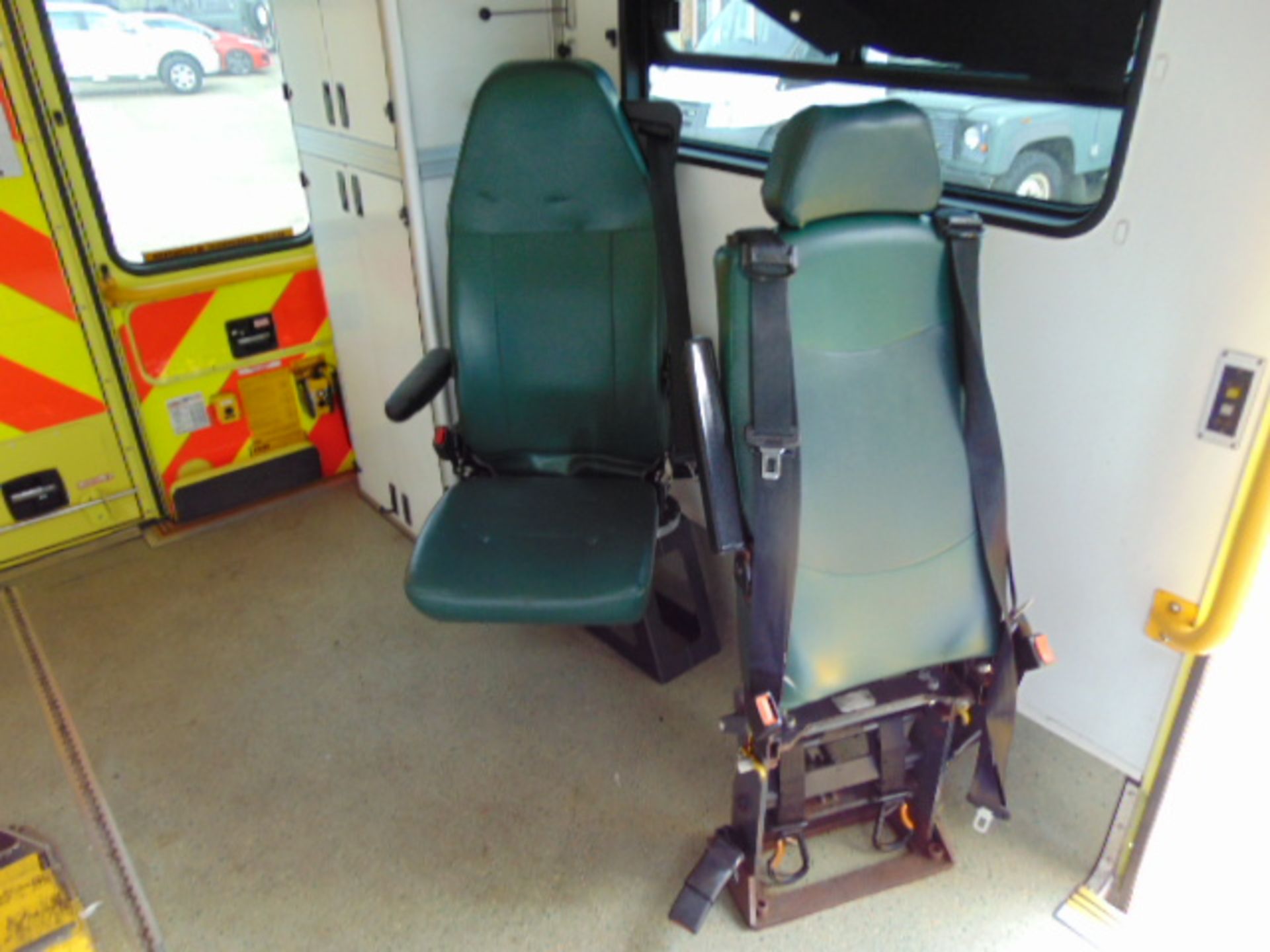 Mercedes Sprinter 515 CDI Turbo diesel ambulance - Image 14 of 20